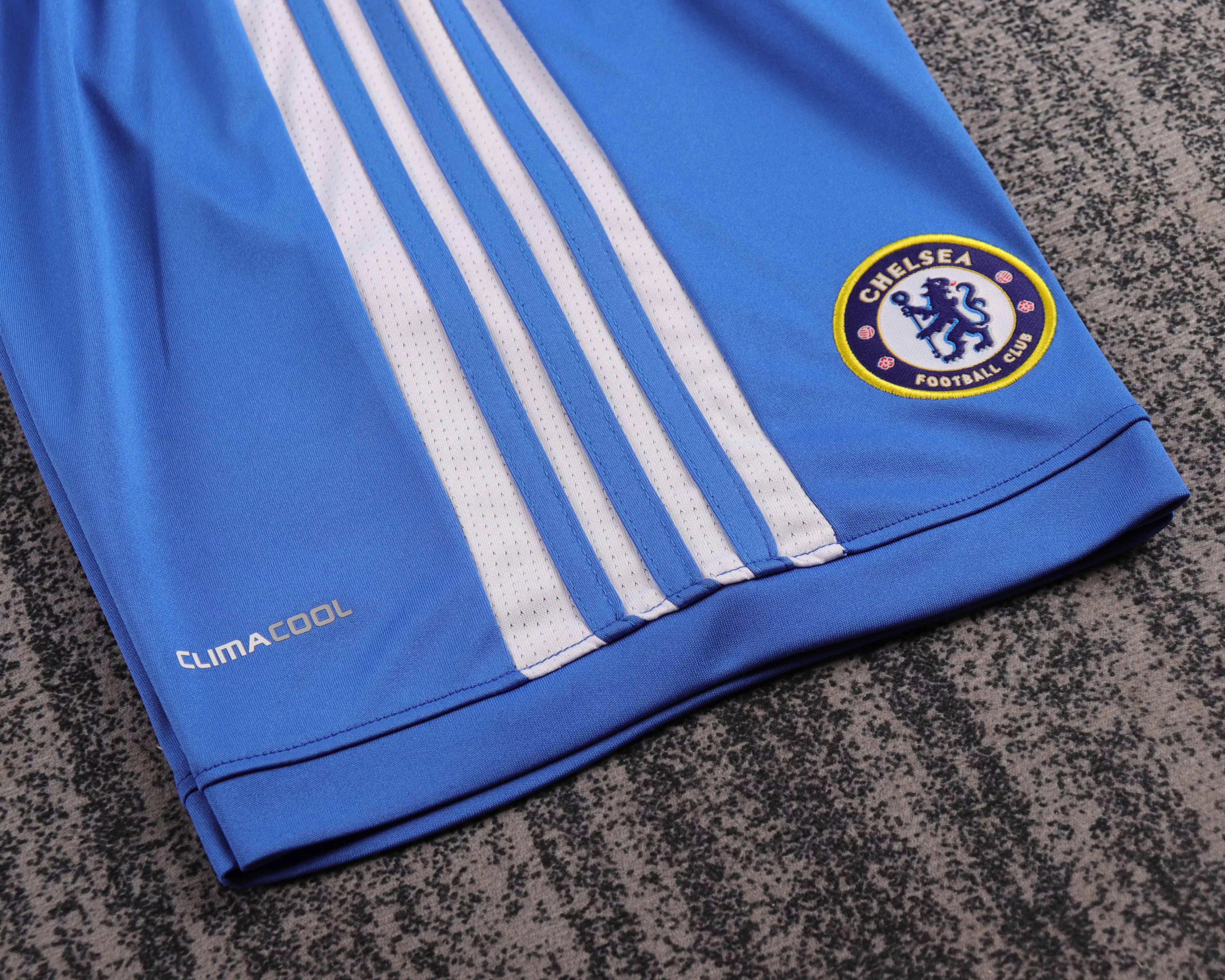 2011-12 Chelsea Home Champions League Retro Shirt - Kids' Sizes view 11