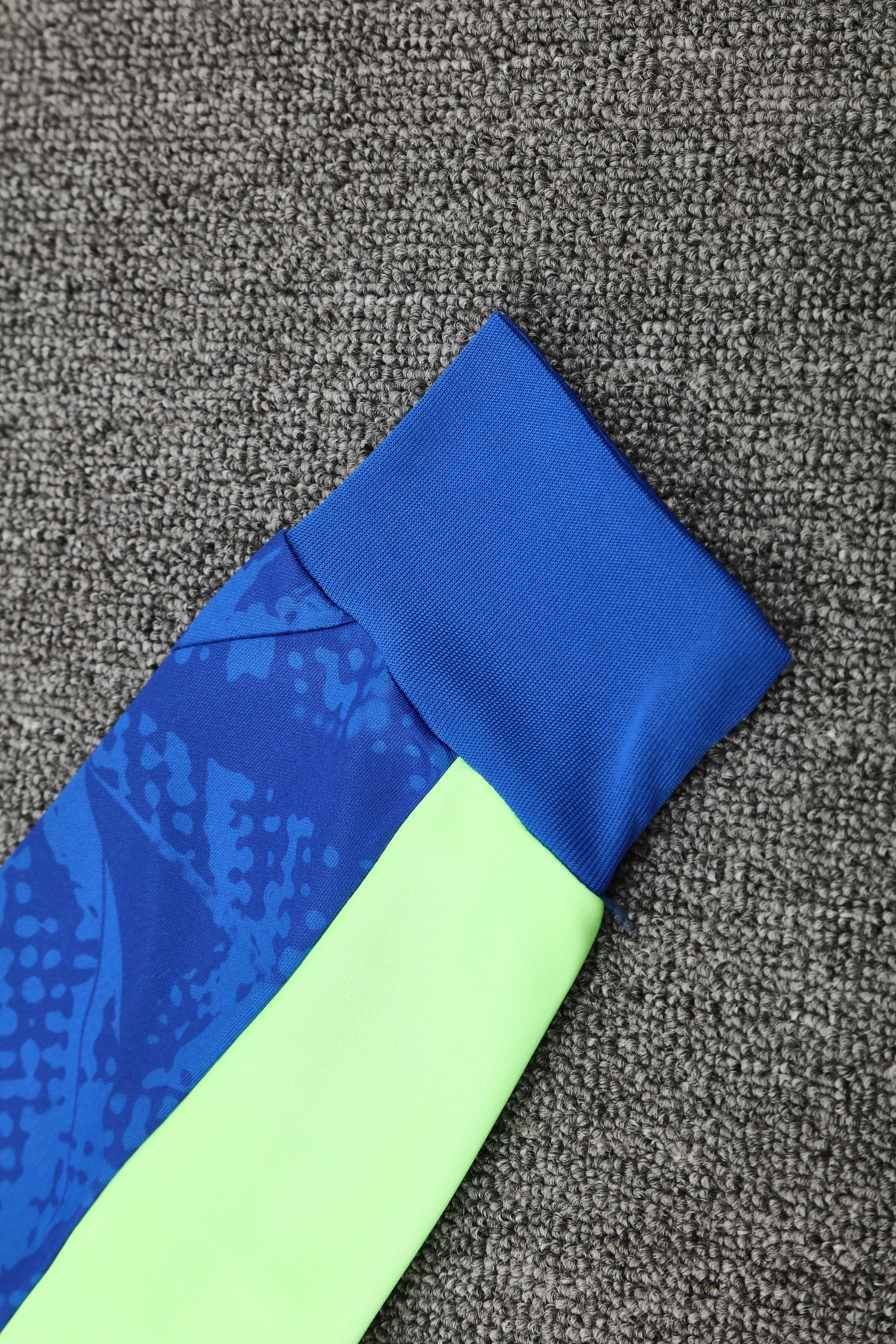 2025-26 Barcelona Blue Half-Zip Training Jersey view 15