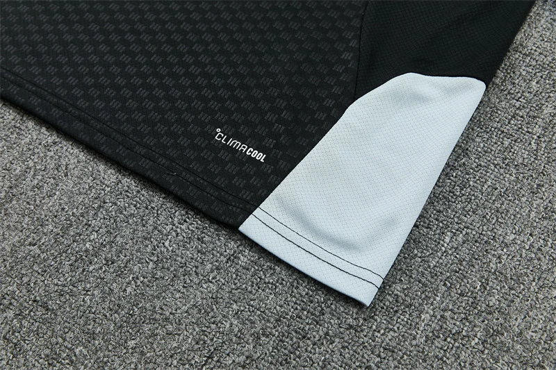2026-27 Liverpool Black Short-Sleeve Training Jersey view 10