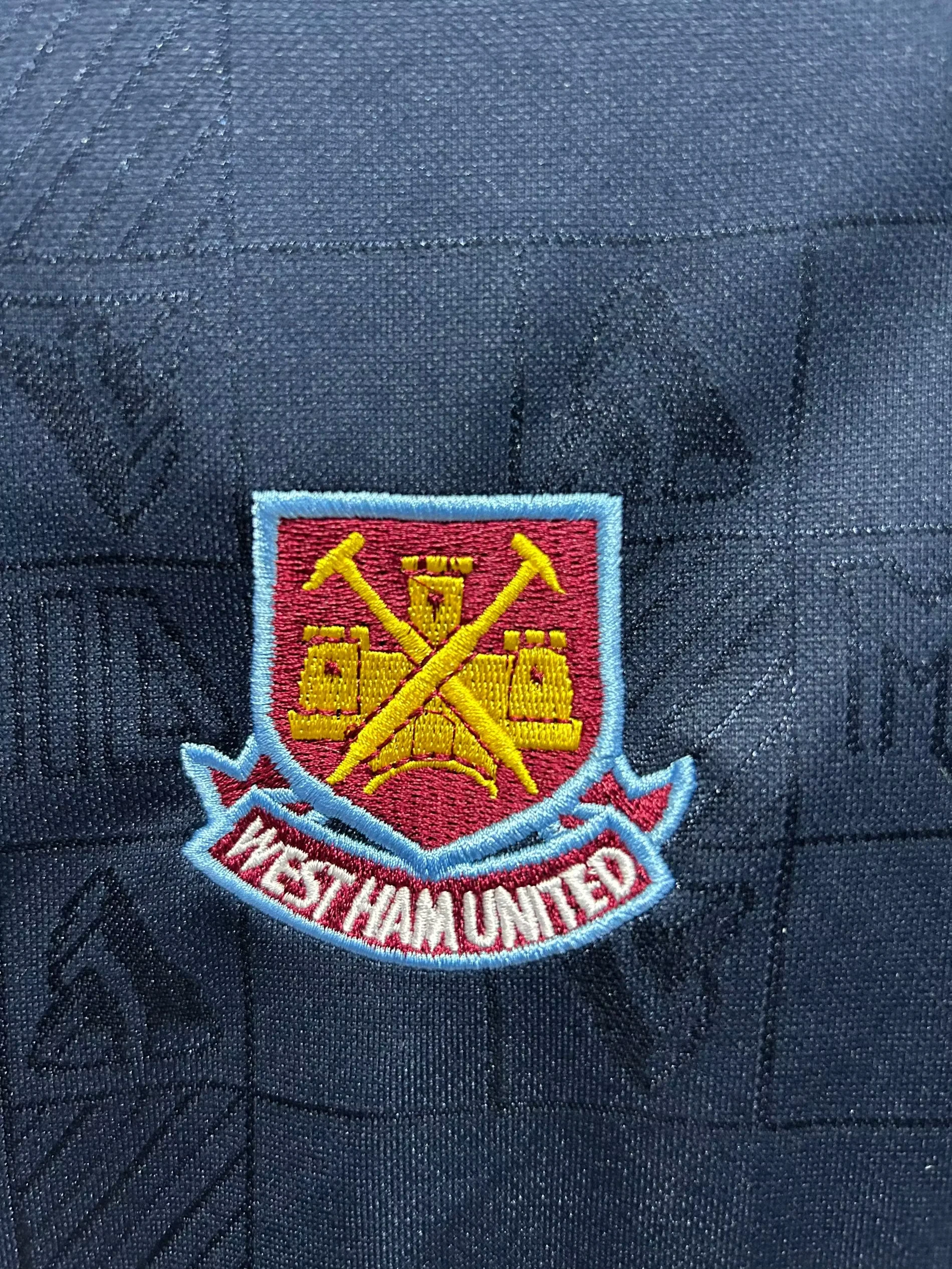 1999 West Ham United Home Retro Jersey view 5