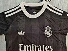 2025-26 Real Madrid Second Away Goalkeeper Jersey - Kids view 3
