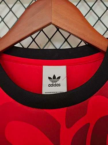 2026-27 Manchester United Training Kit - Fan Edition view 5