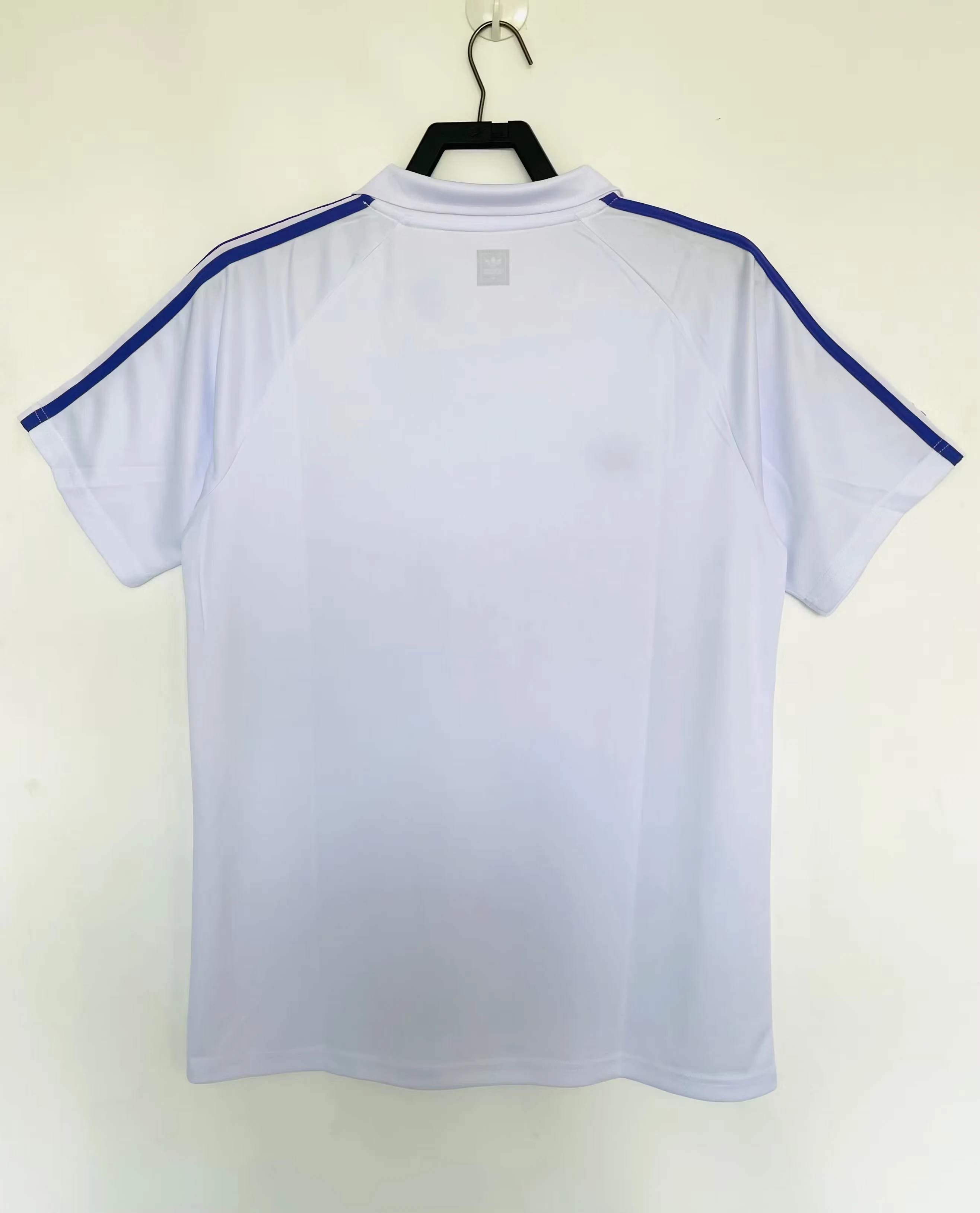 1984-85 Real Madrid Home Retro Jersey view 2