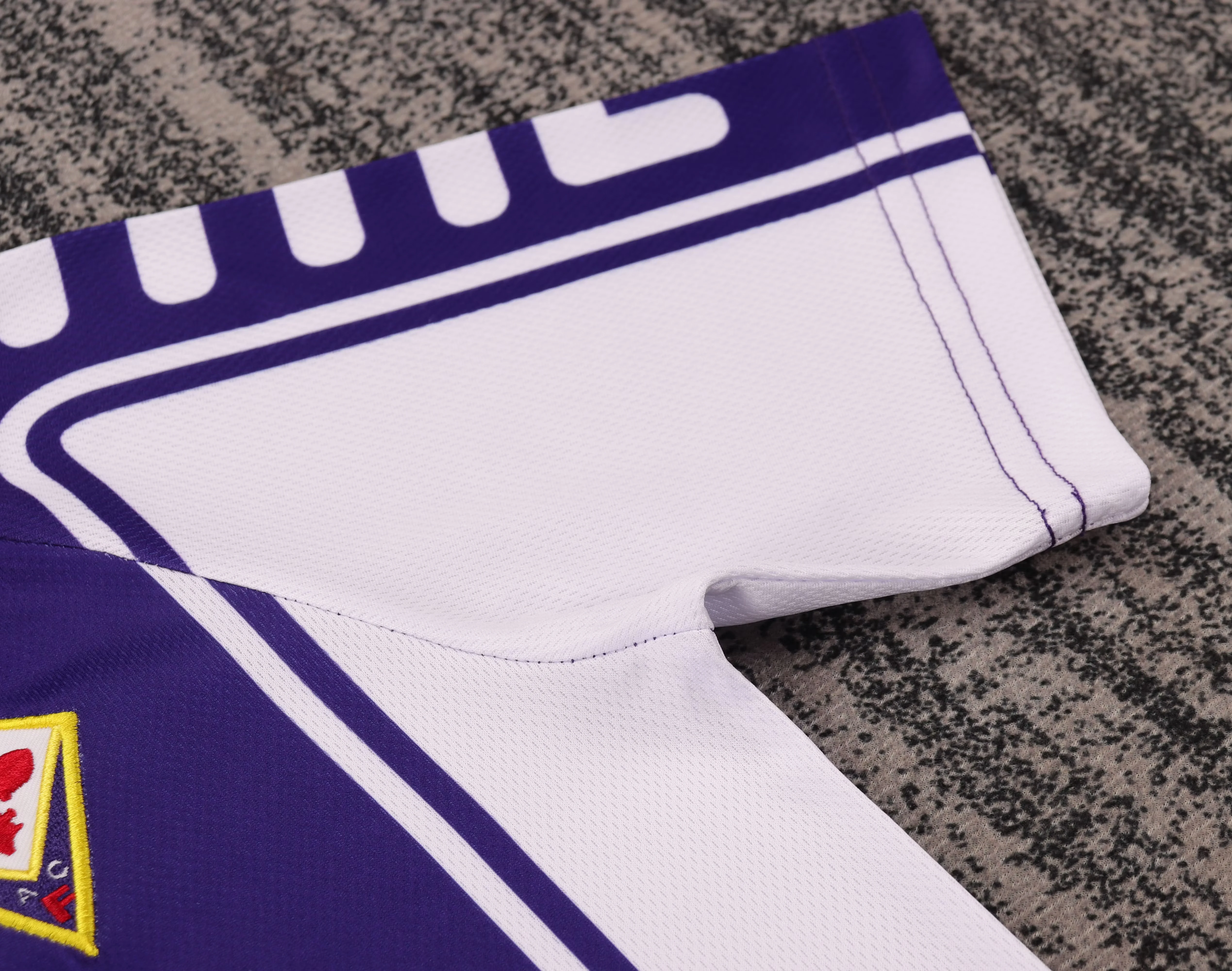 1999-00 Fiorentina Home Retro Shirt - Kids view 7