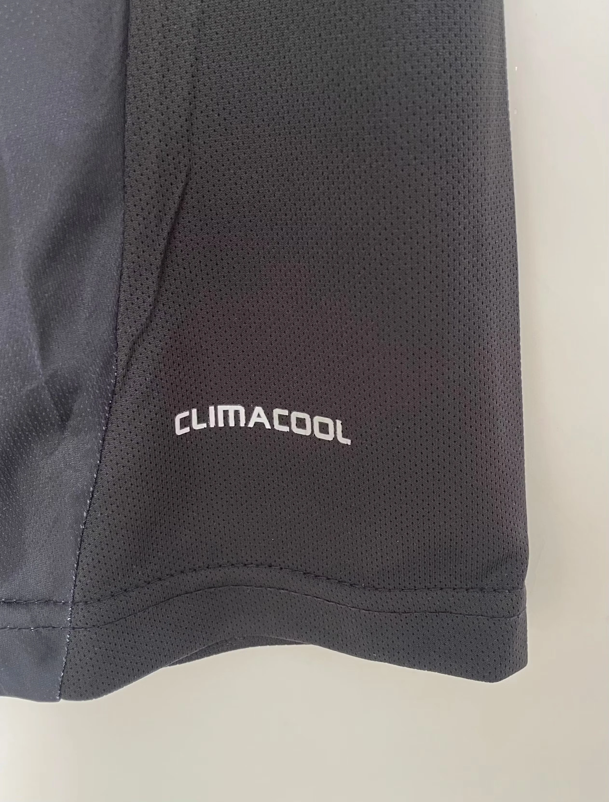 2012-13 Chelsea Second Away Retro Shirt view 4
