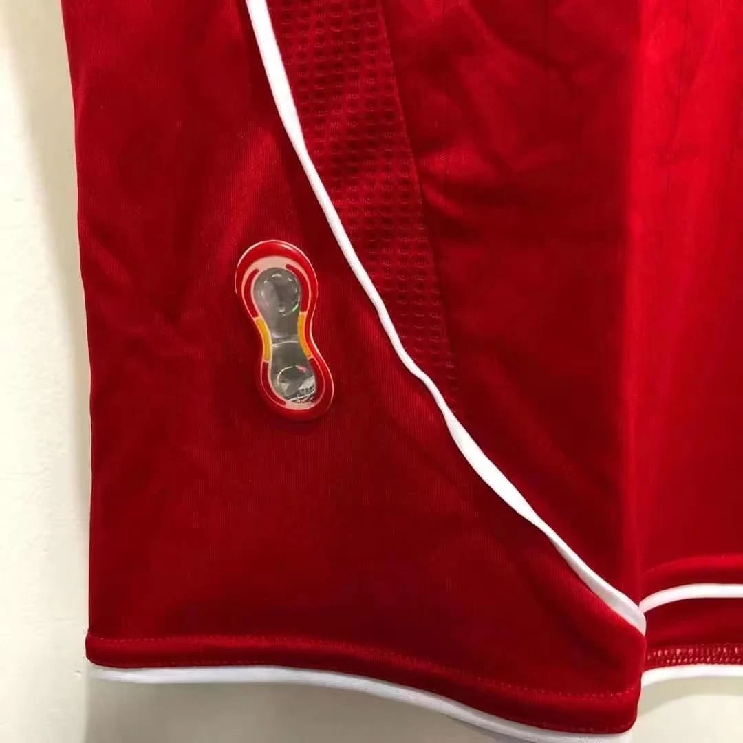 2006-08 Liverpool Home Retro Jersey view 3