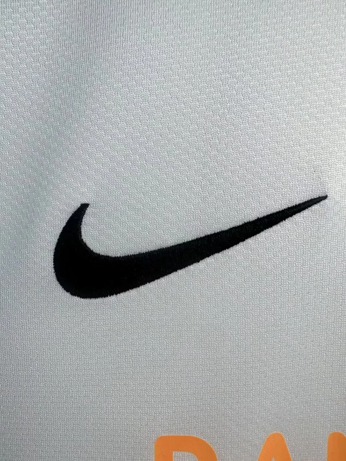 2012-13 Santos Home Retro Jersey (with red epaulettes) view 7