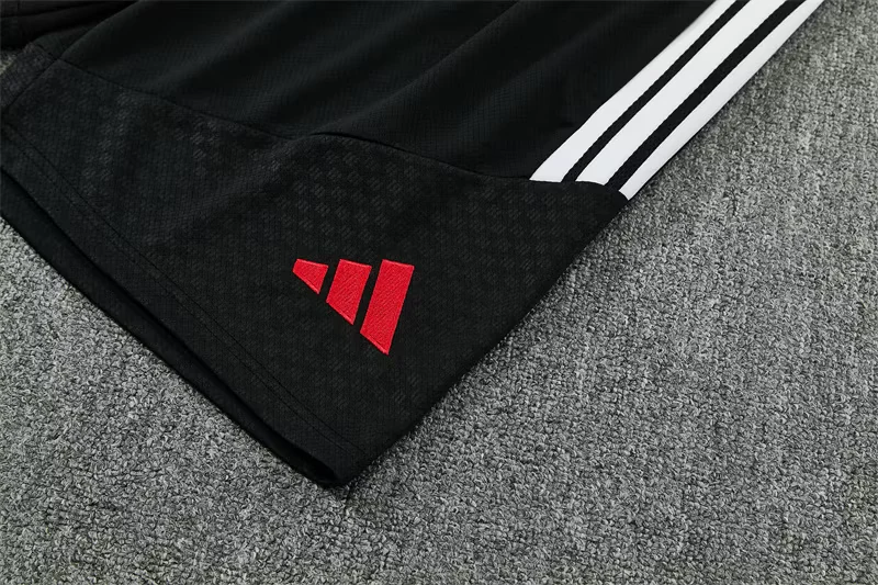 2026-27 Liverpool White Short-Sleeve Training Jersey view 14