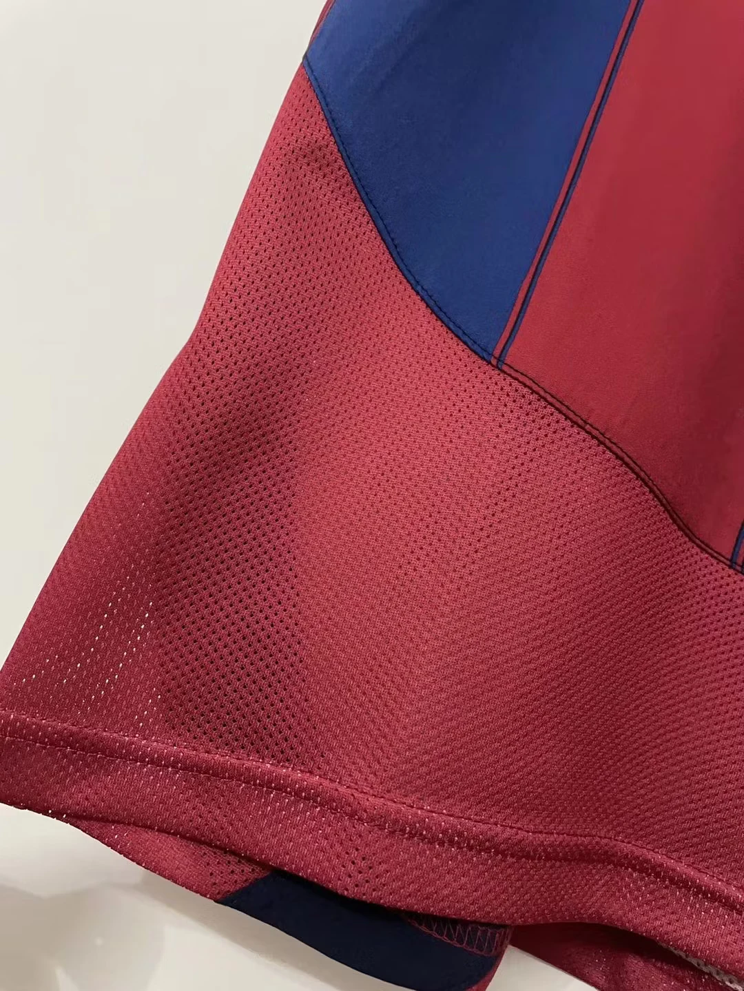 2003-04 Barcelona Home Retro Jersey view 5