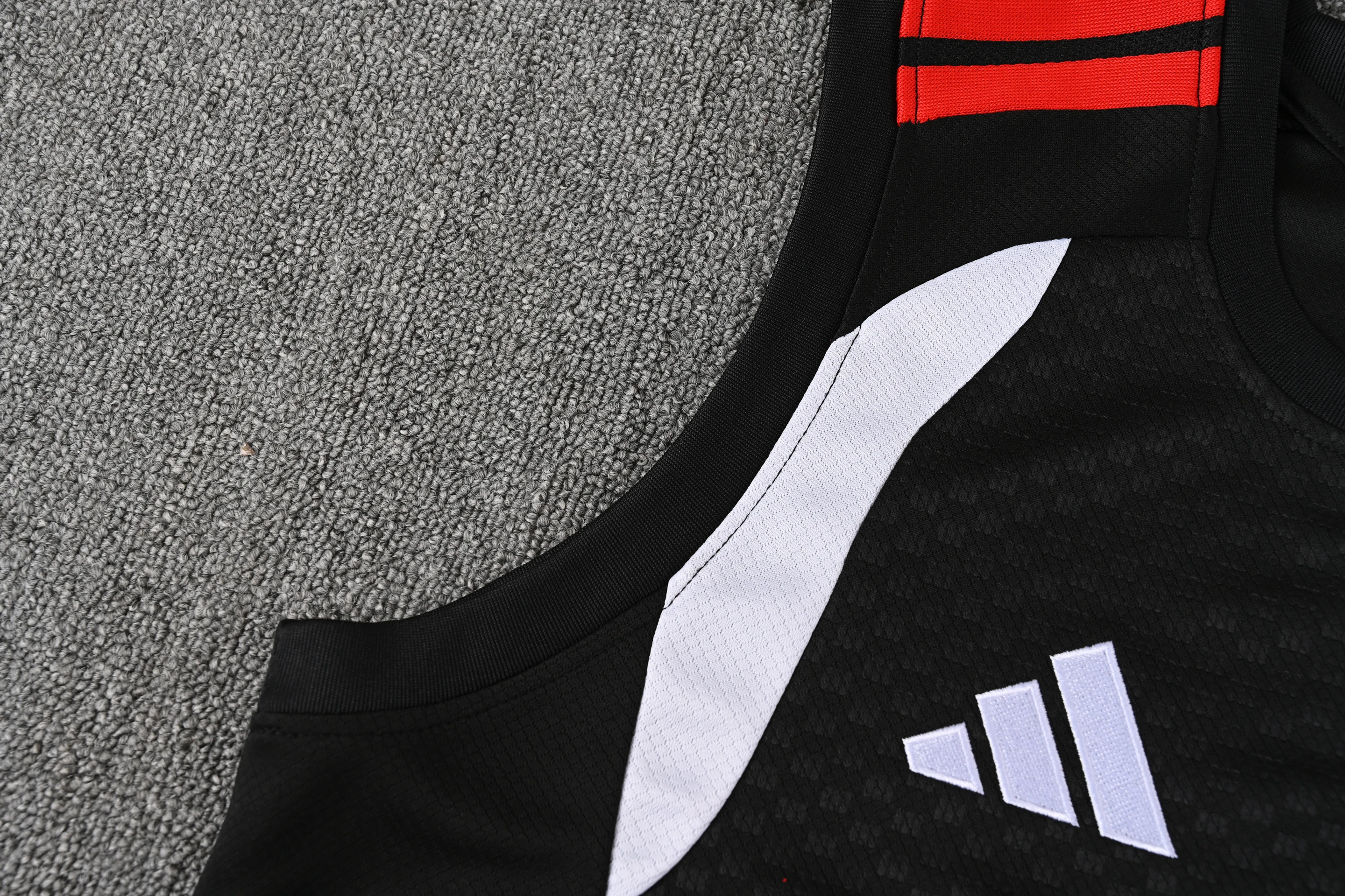 2026-27 Arsenal training vest jersey view 18