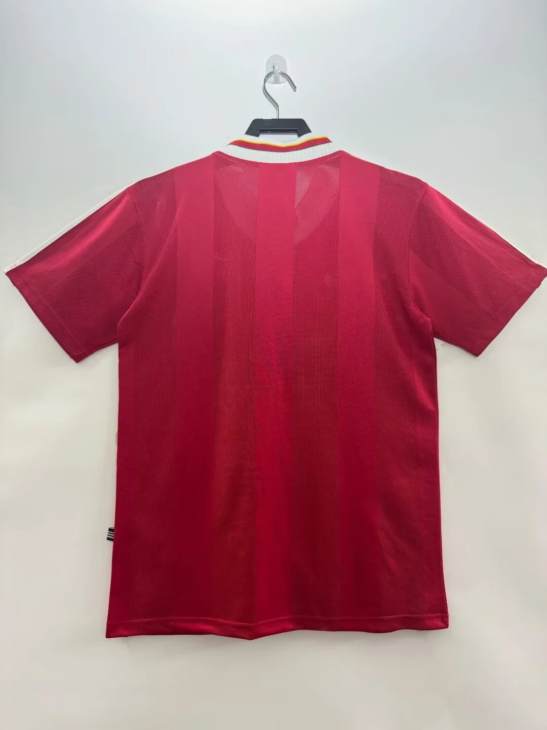 1995-96 Liverpool Home Retro Jersey view 2