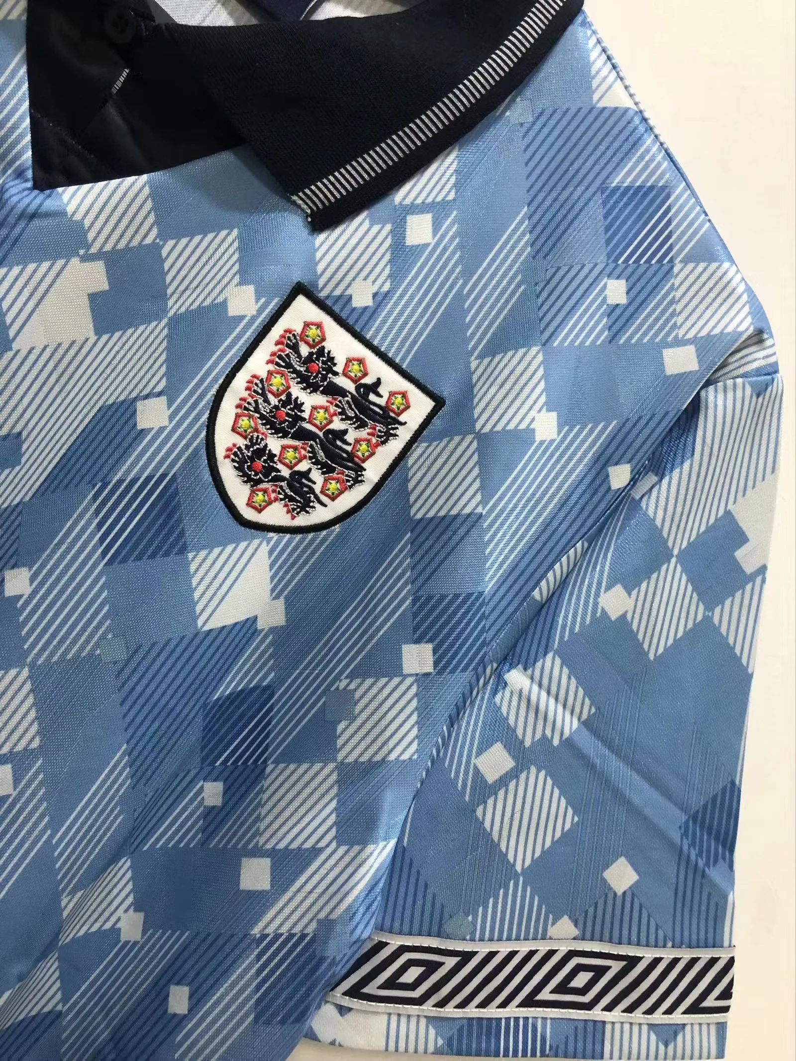 1990 England Second Away Retro Jersey view 9