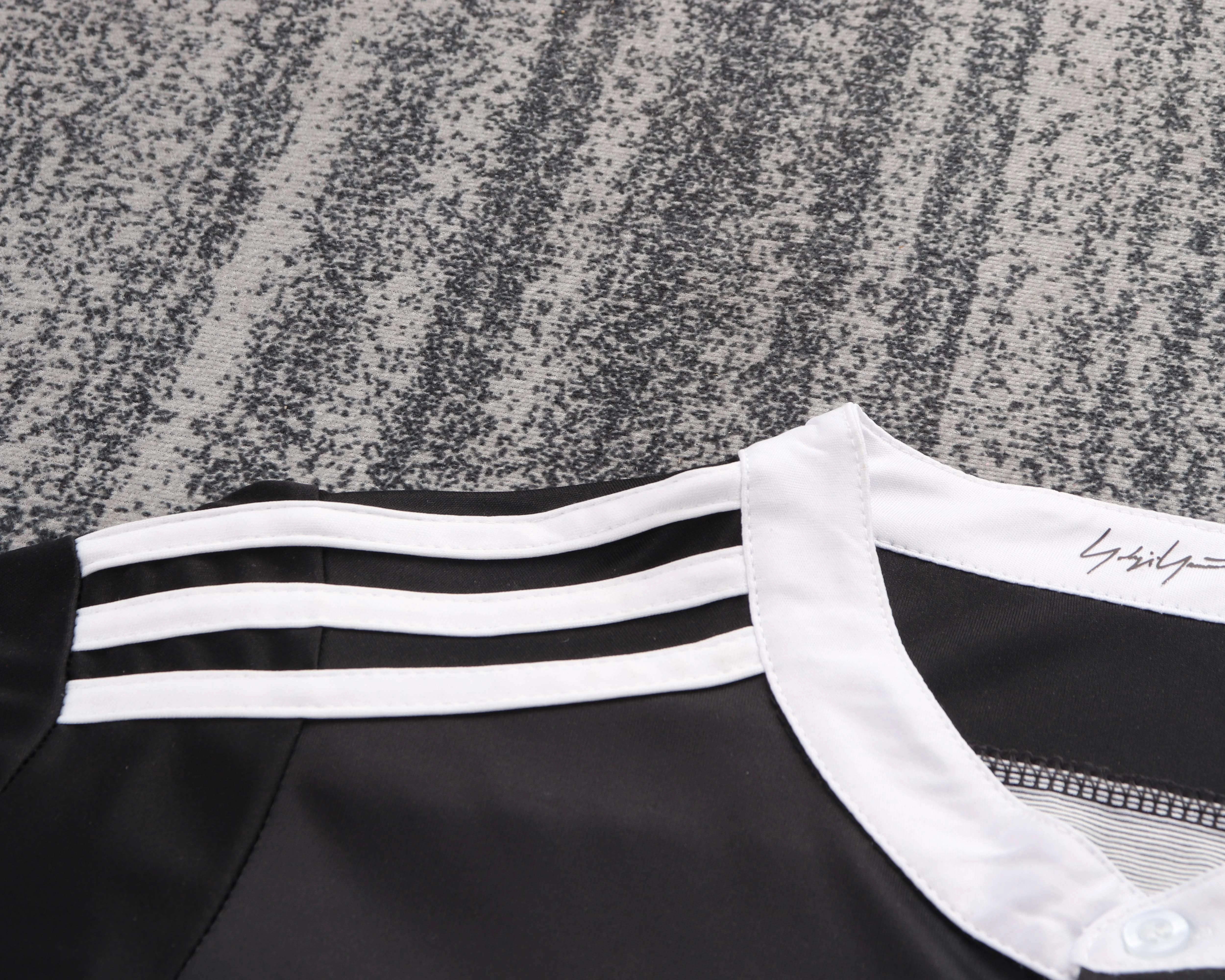 2014-15 Real Madrid Away Shirt - Kids Sizes view 10