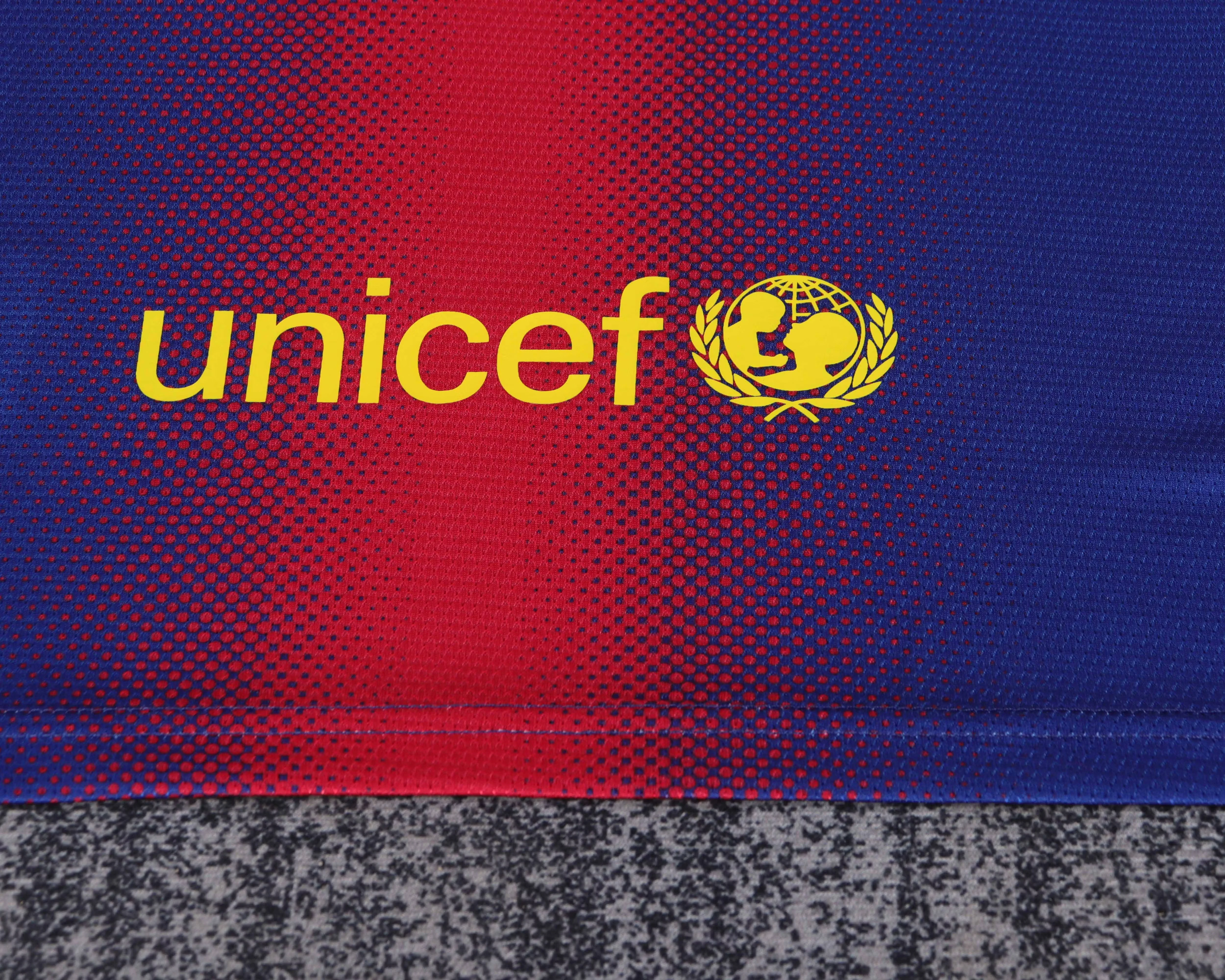 2012-13 Barcelona Home Retro Shirt - Kids Sizes view 8