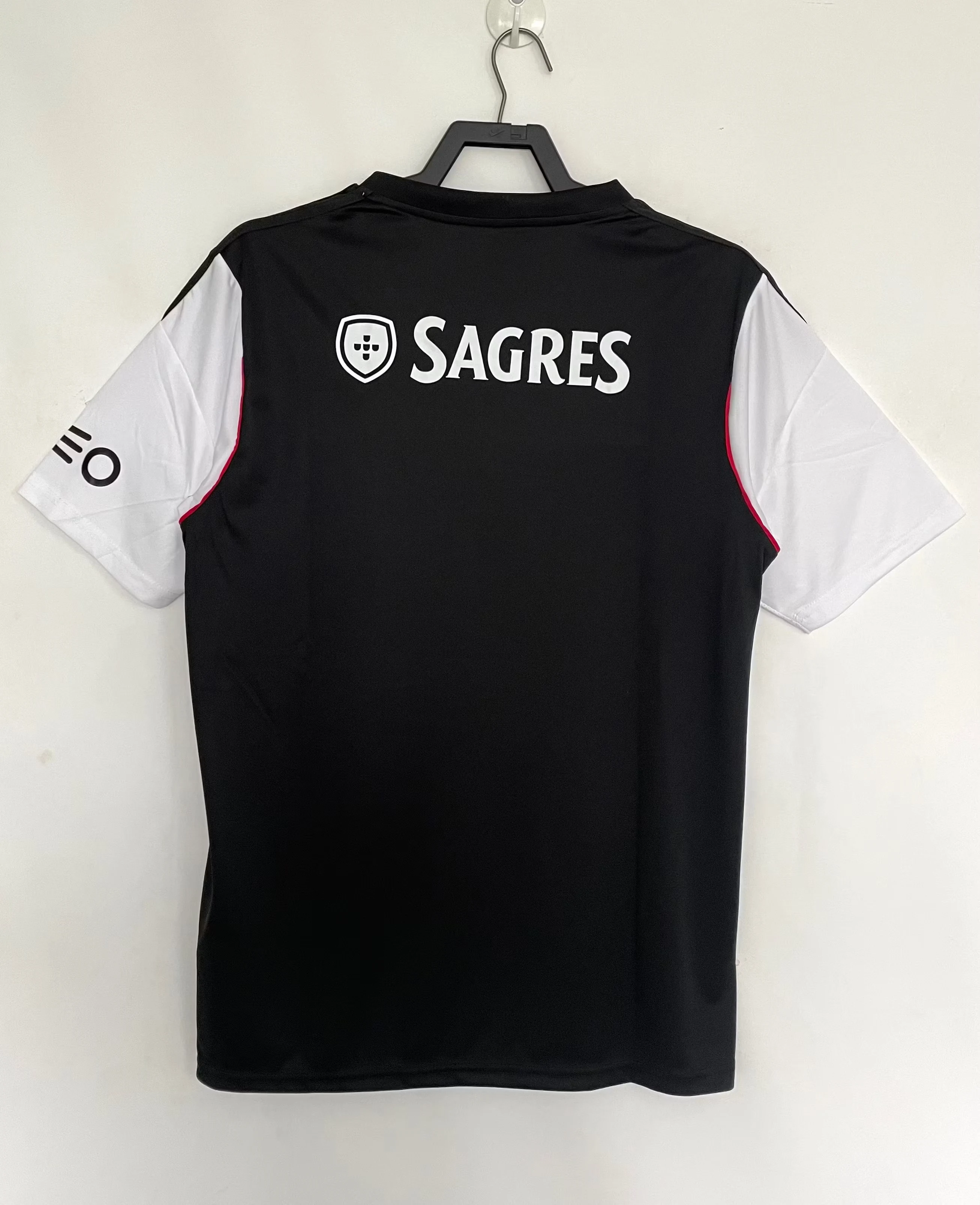 2013-14 Benfica Away Retro Jersey view 2