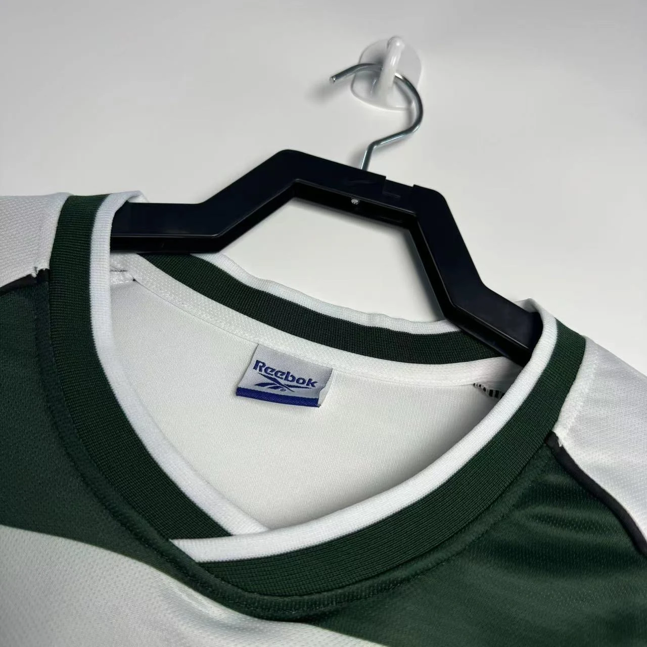 2001-03 Lisbon Home Retro Jersey view 10