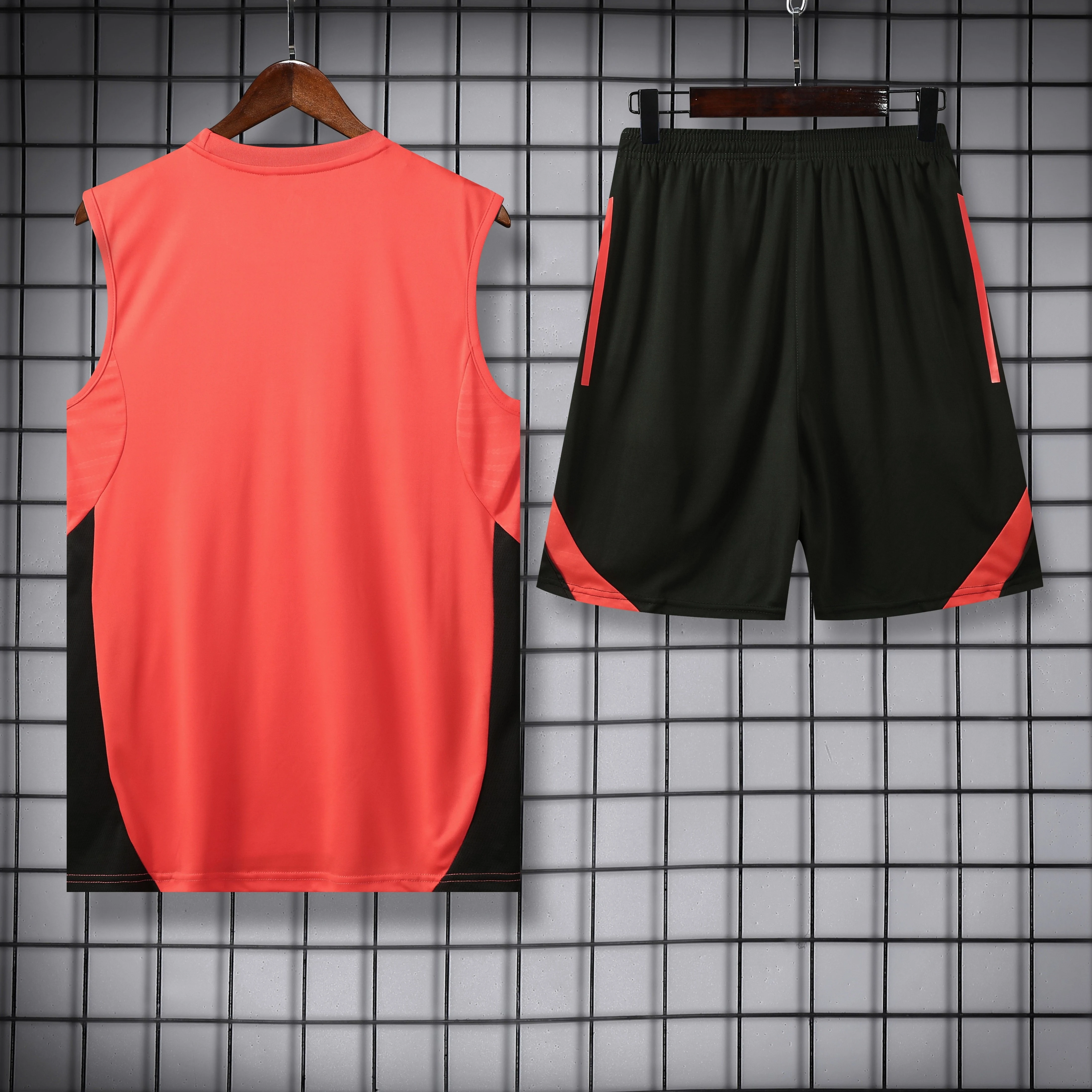 2025-26 Bayern Munich training vest jersey view 2