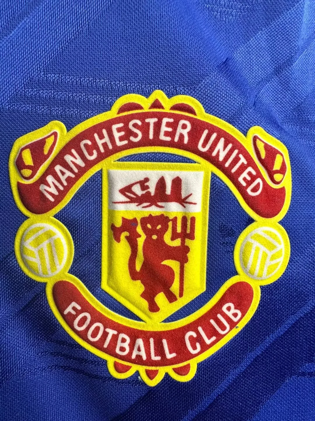 1986-88 Manchester United Away Long Sleeve Retro Shirt view 4