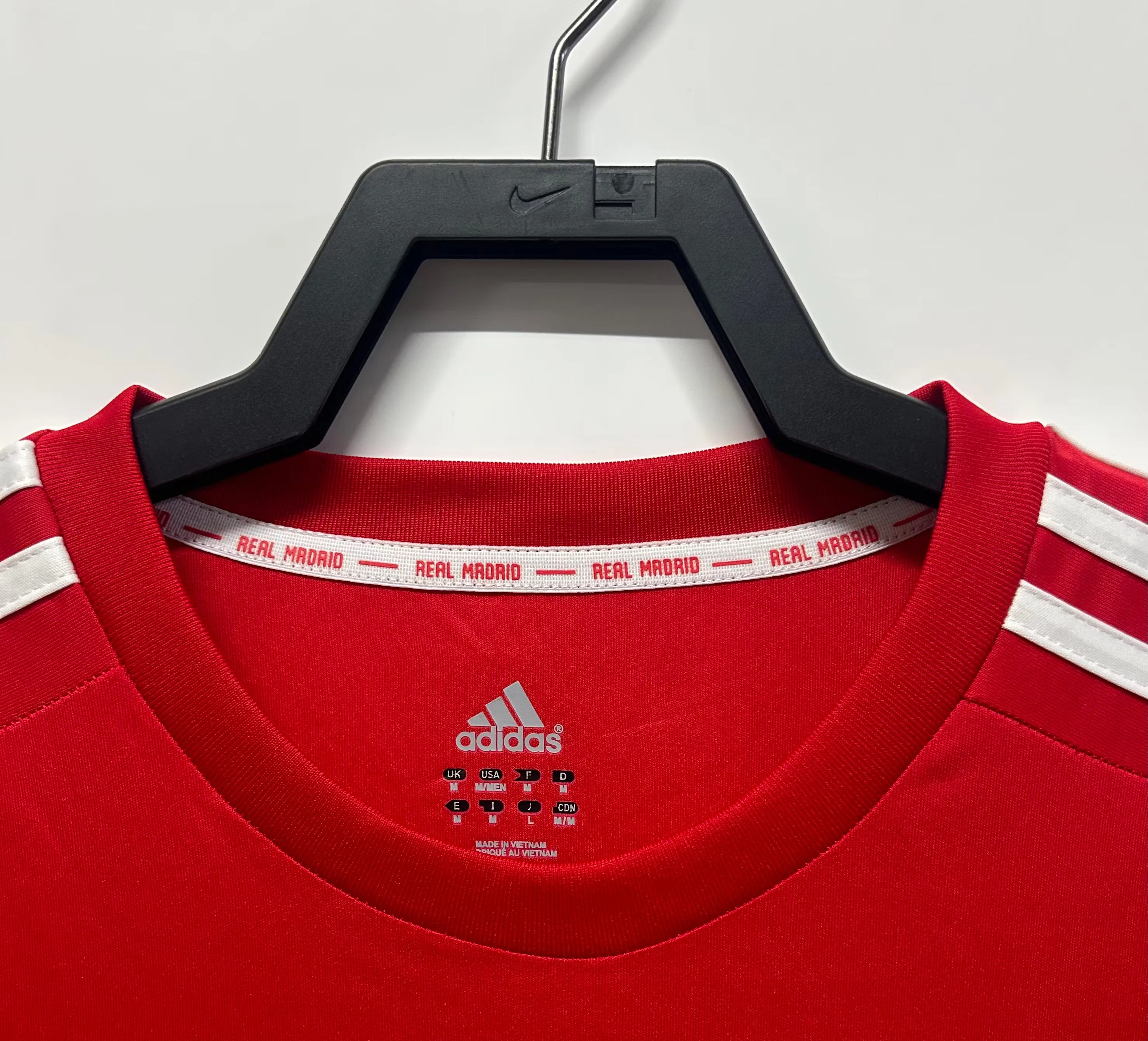 2011-12 Real Madrid Second Away Retro Jersey view 7