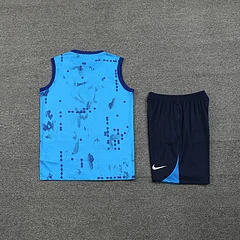 2024-25 Chelsea training shirt view 10