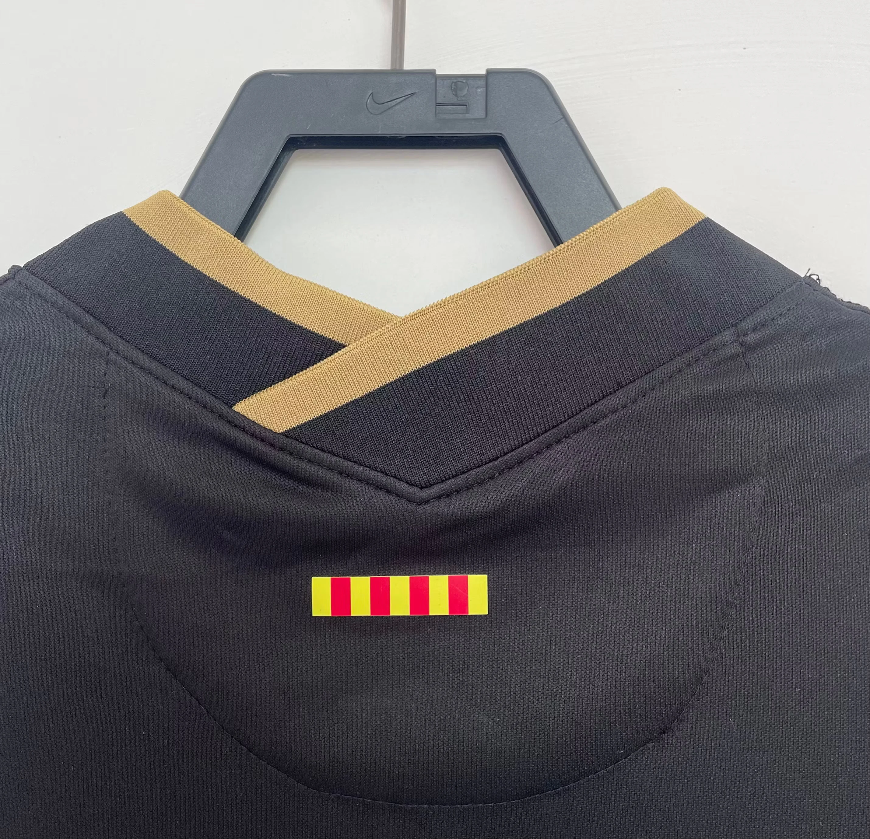 2020-21 Barcelona Away Retro Jersey view 8
