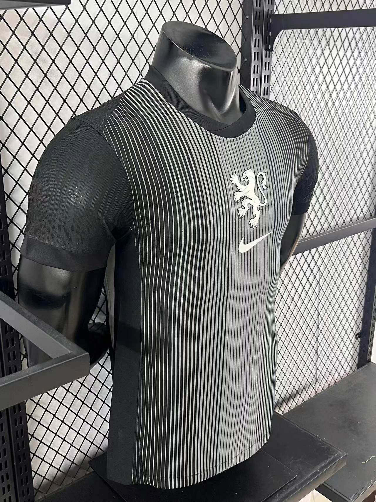 2025-26 Netherlands Goalkeeper Jersey – Player Version view 7