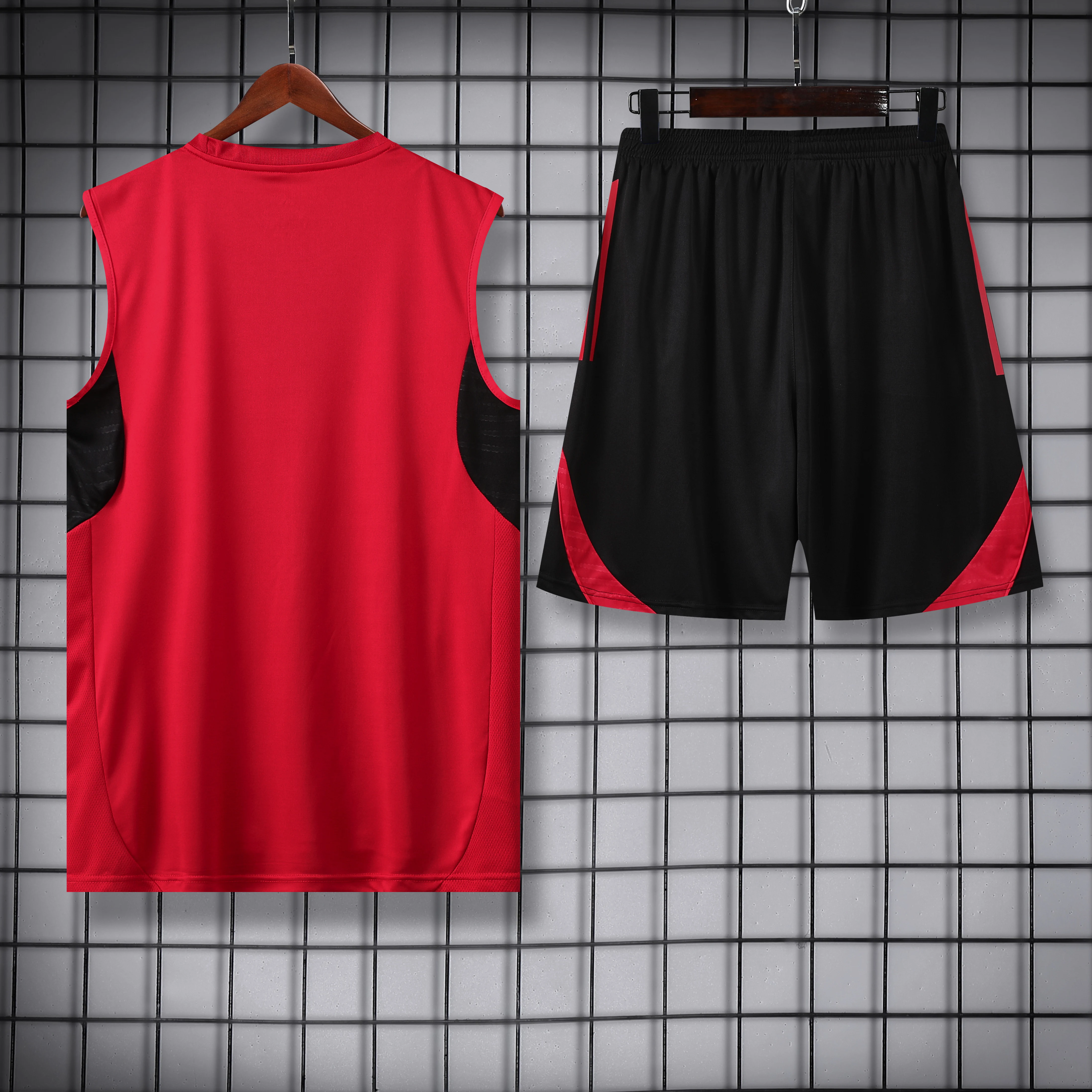 2025-26 Manchester United training vest jersey view 2