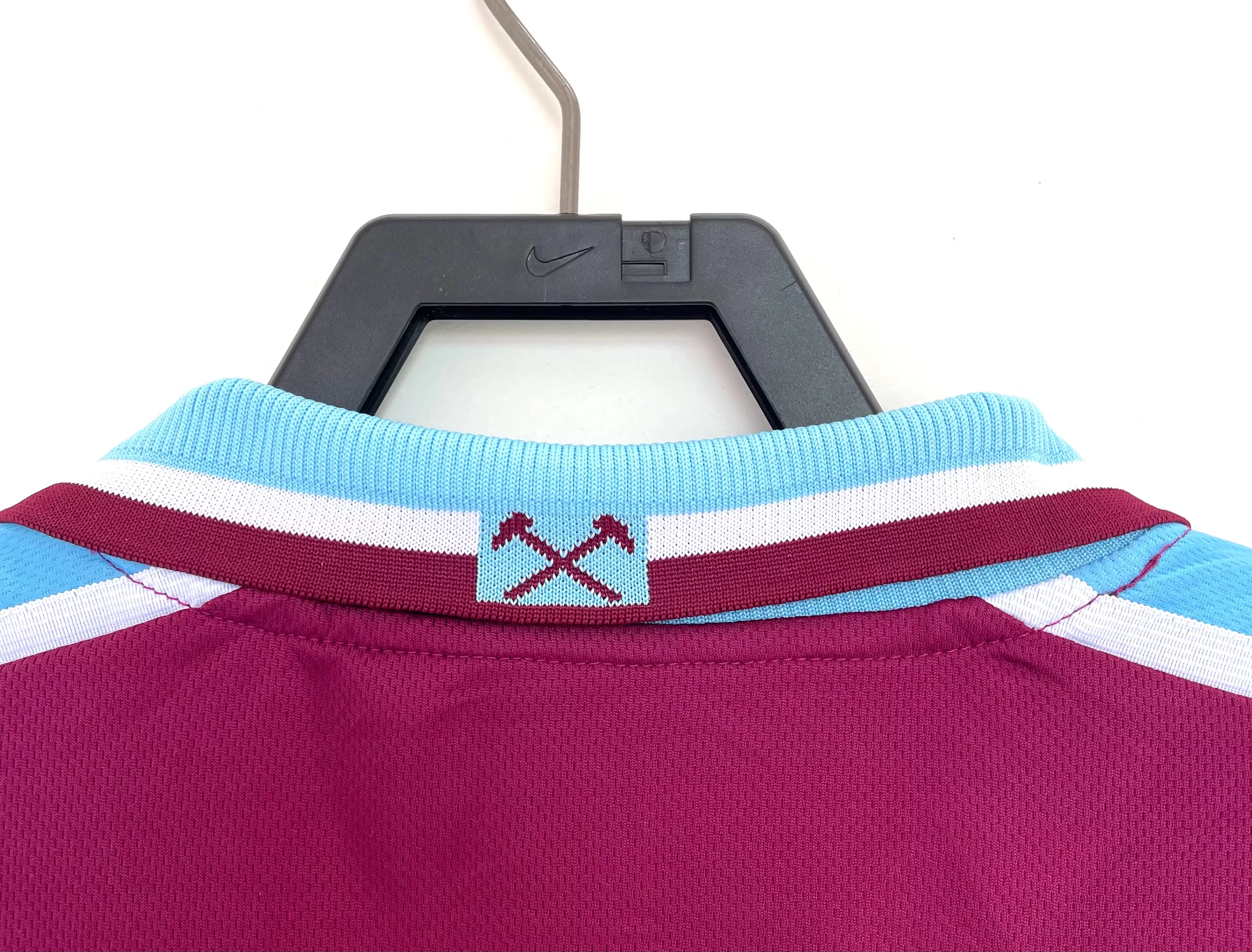 1999-01 West Ham United Home Retro Jersey view 7