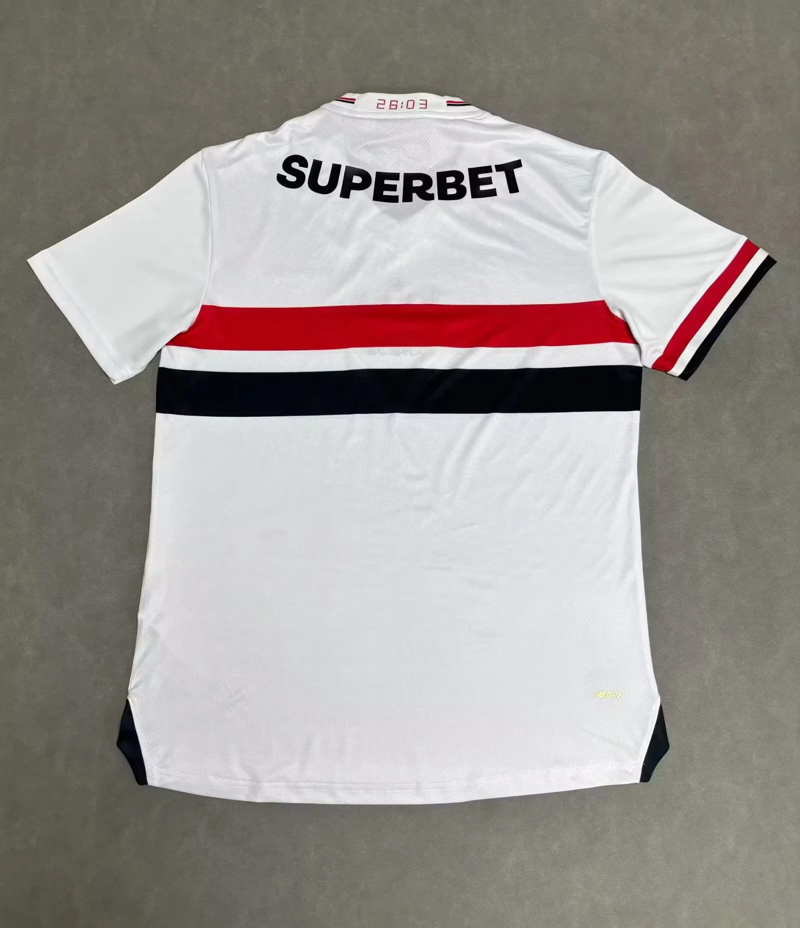 2025-26 São Paulo Home Kit view 2