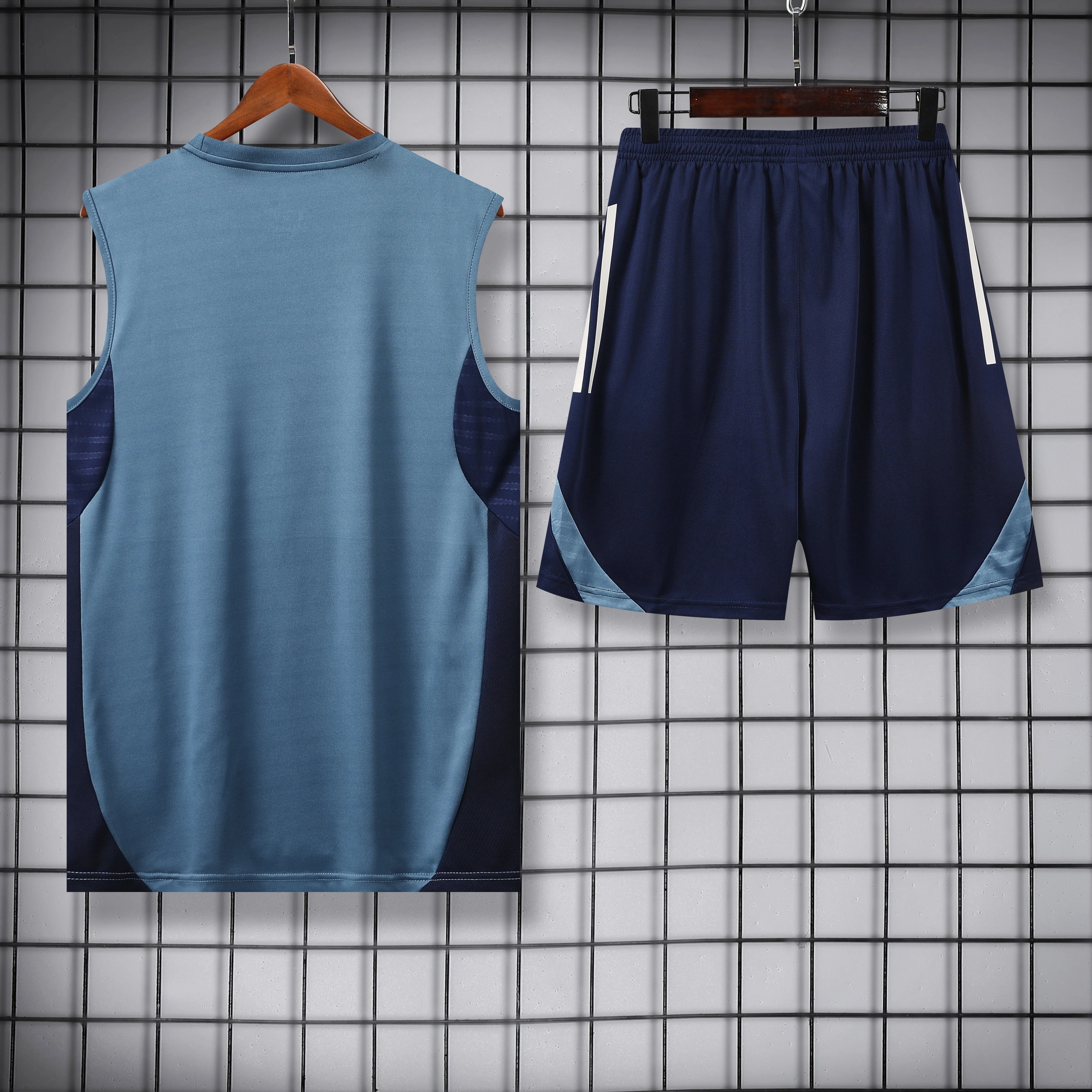 2025-26 Arsenal training vest jersey view 2
