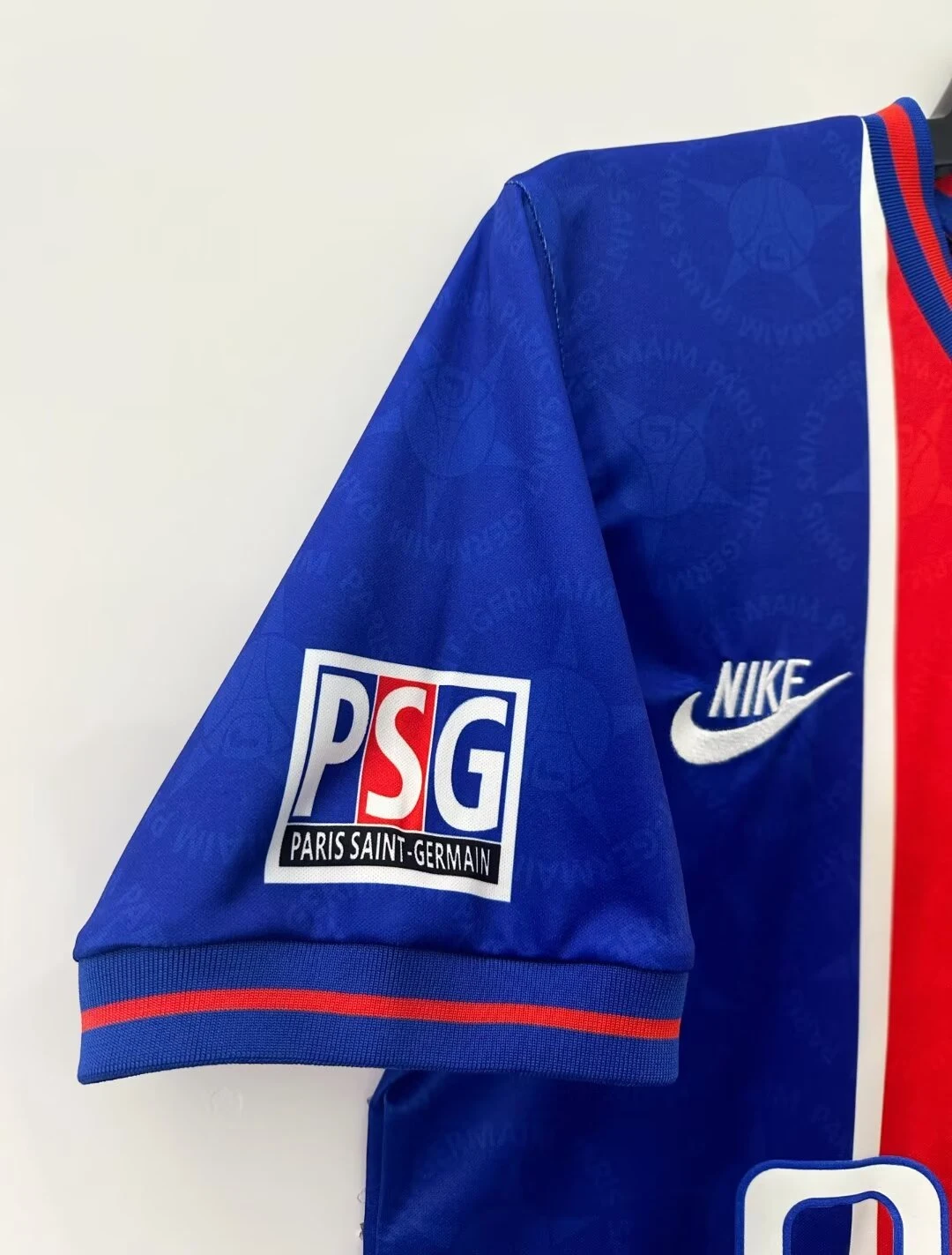 1995-96 Paris Saint-Germain Home Retro Jersey view 8