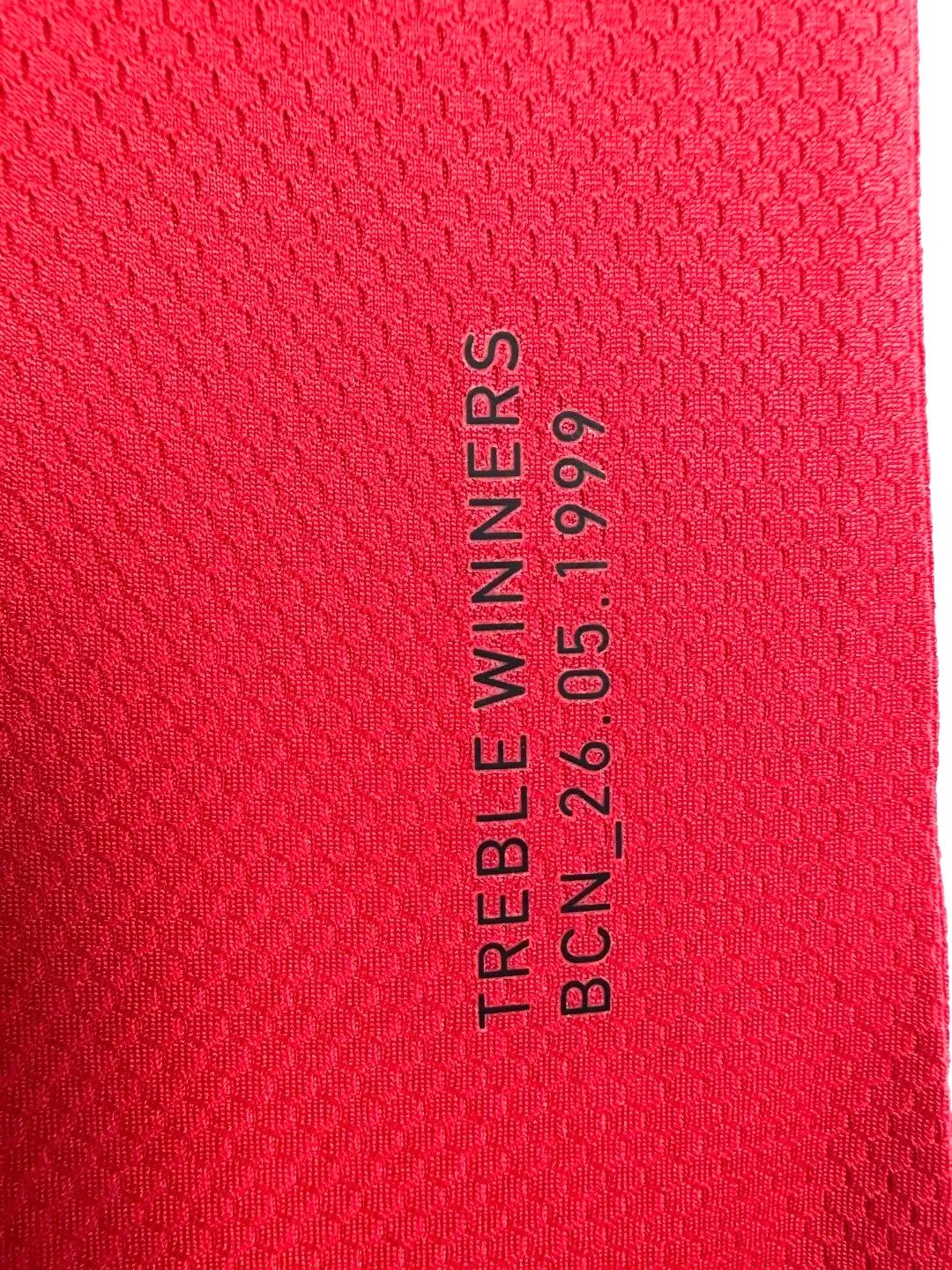 2019-20 Manchester United Home Retro Shirt view 8