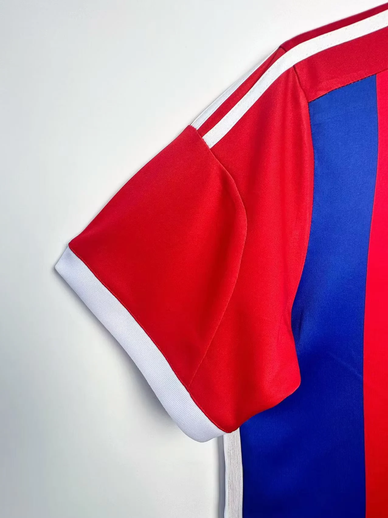 2014-15 Bayern Munich Home Retro Jersey view 9