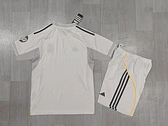 2025-26 Real Madrid Home Shirt - Kids Size view 3