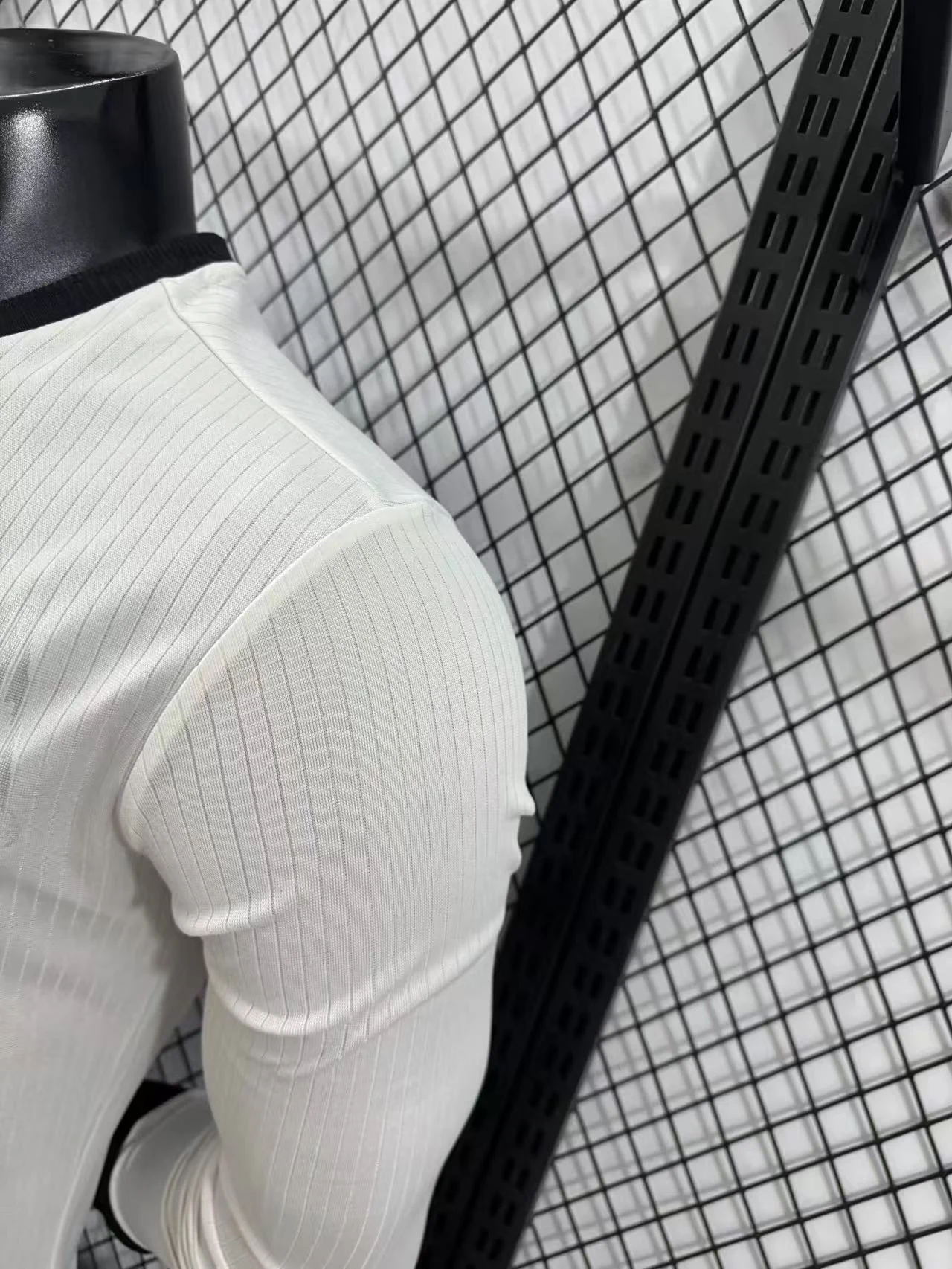 2025-26 Germany National Team 125th Anniversary Long-Sleeve Jersey – Player Version view 7