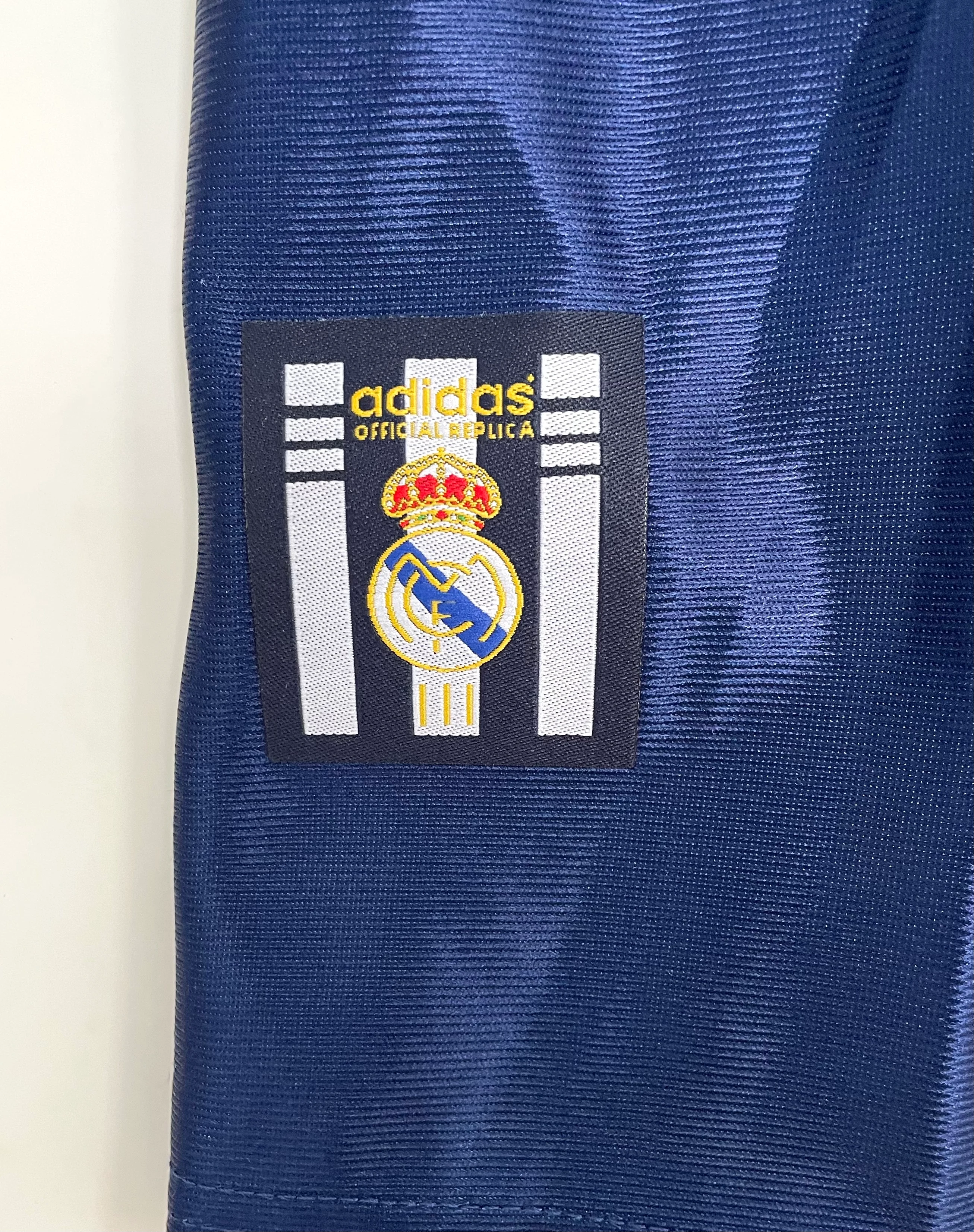 1998-99 Real Madrid Away Retro Jersey view 3