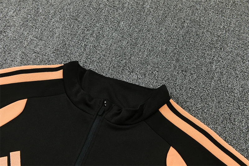 2025-26 Arsenal Black Half-Zip Training Kit view 8