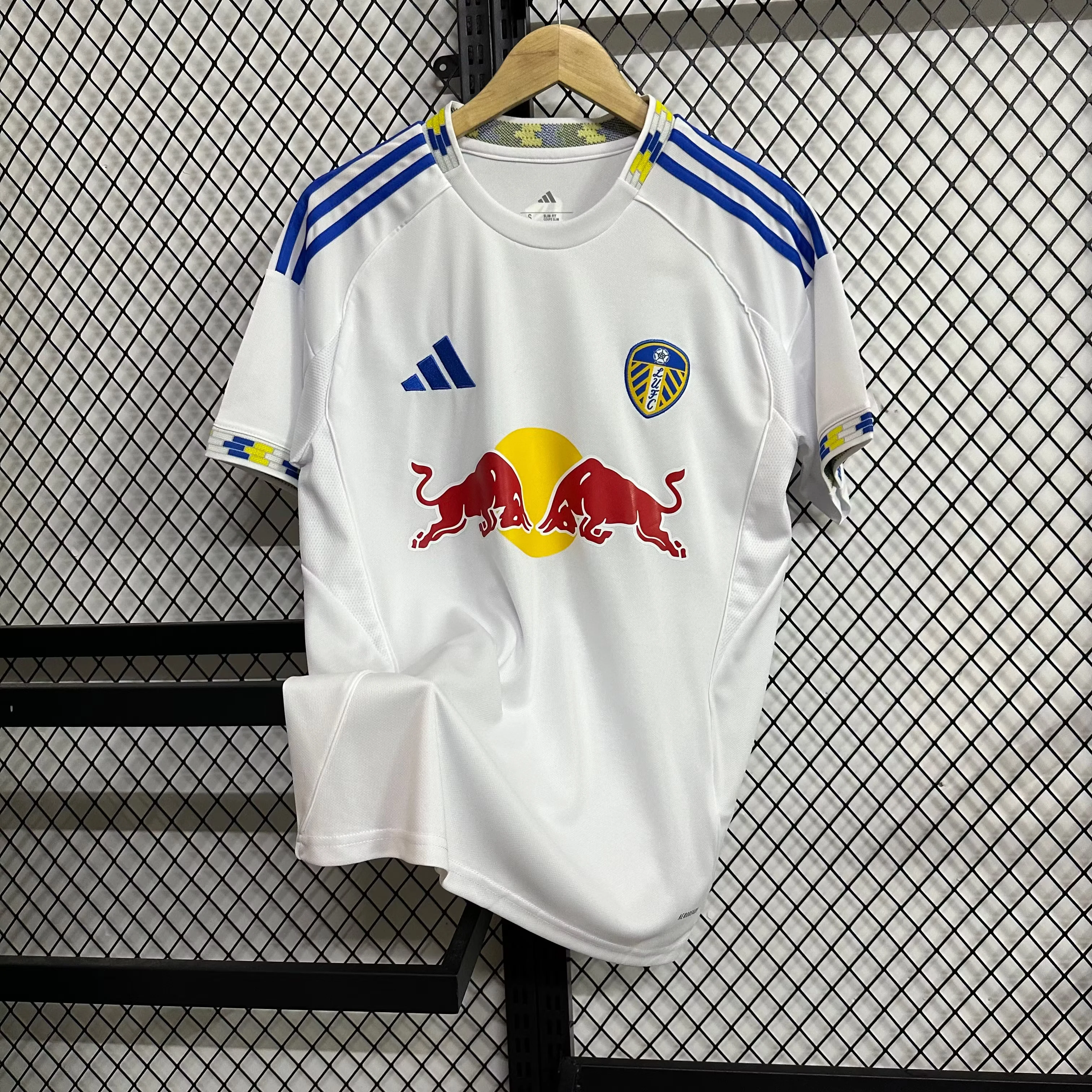 2025-26 Leeds United Home Kit