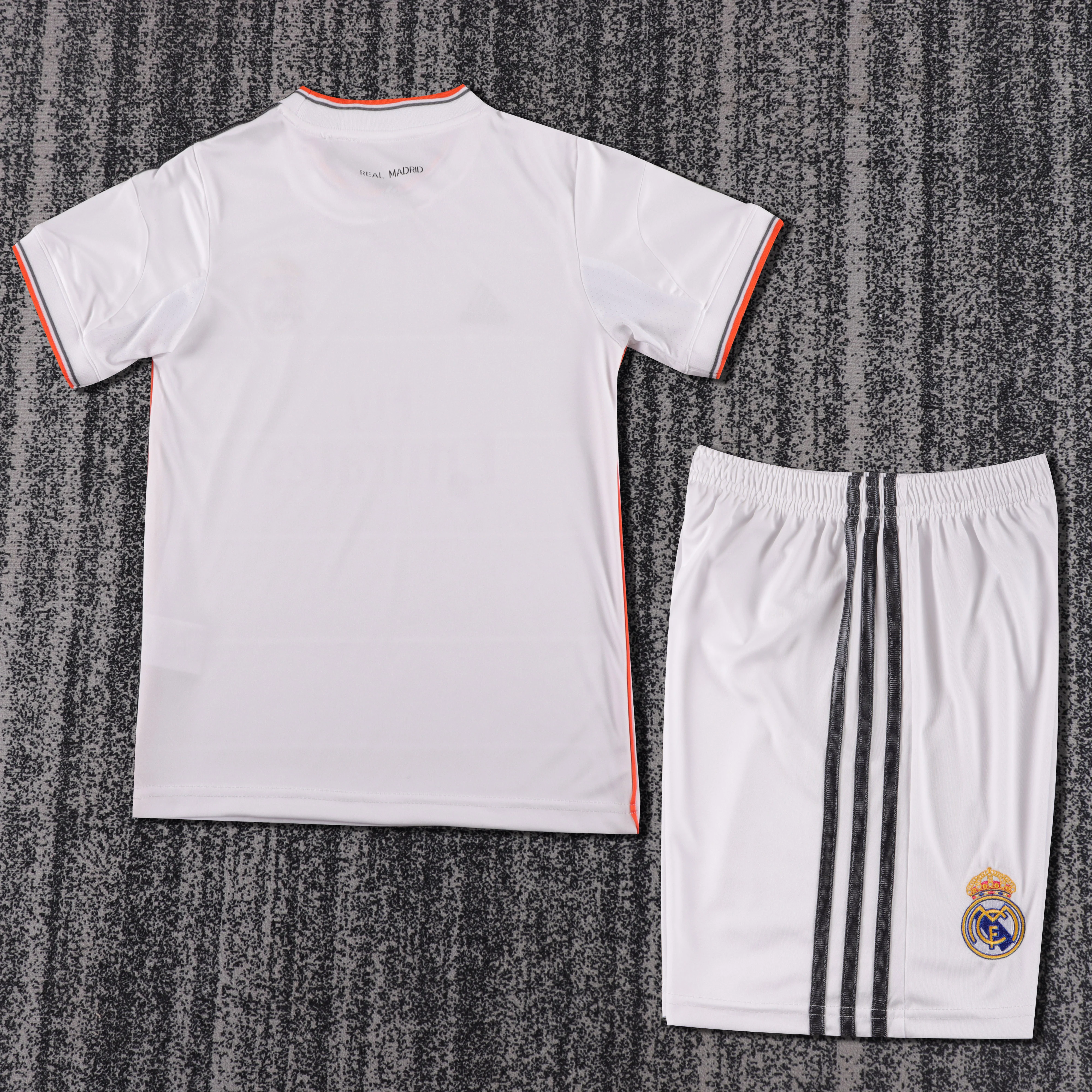 2013-14 Real Madrid Home Retro Shirt - Kids Sizes view 2
