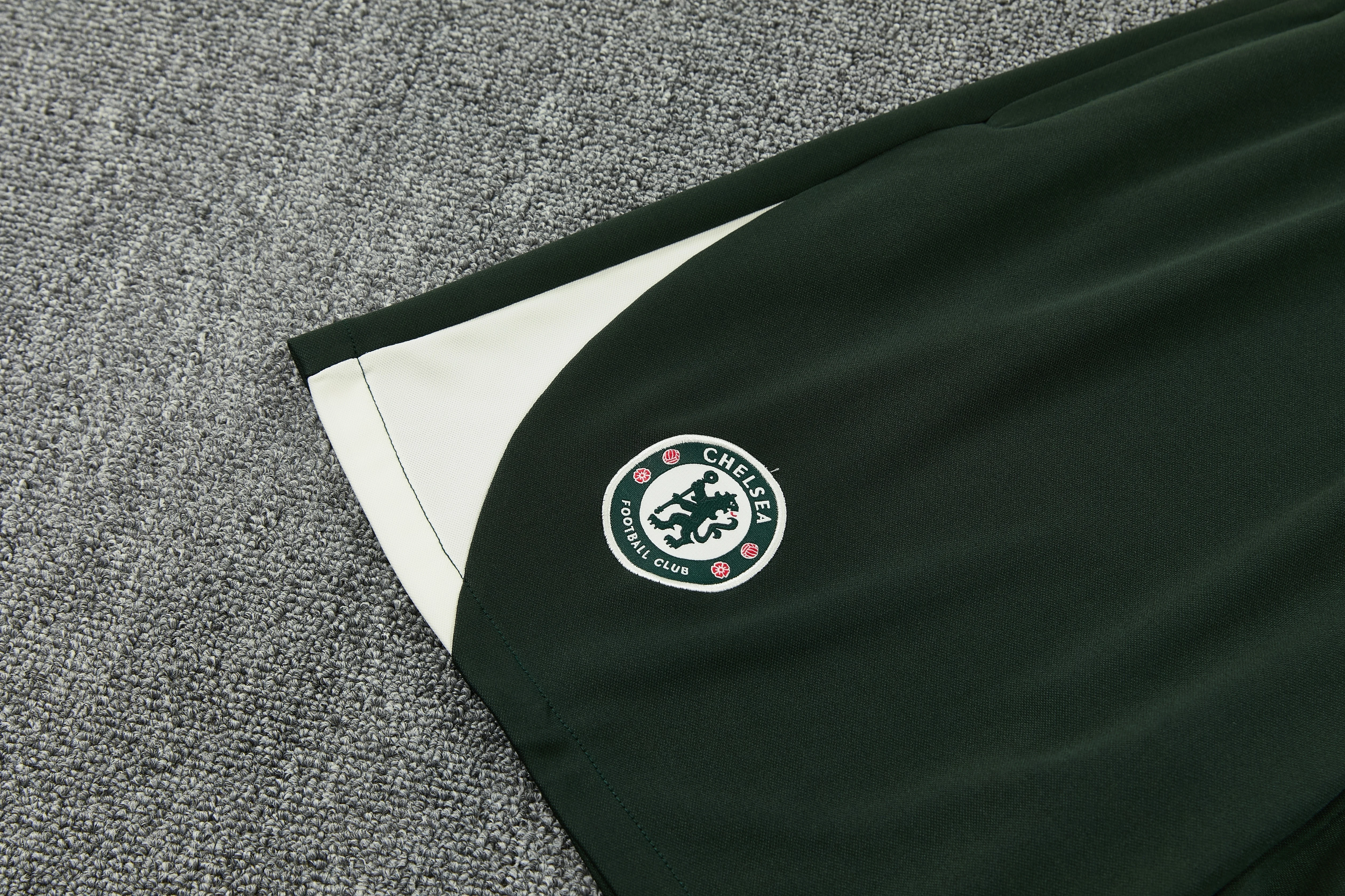 2025-26 Chelsea training vest jersey view 7