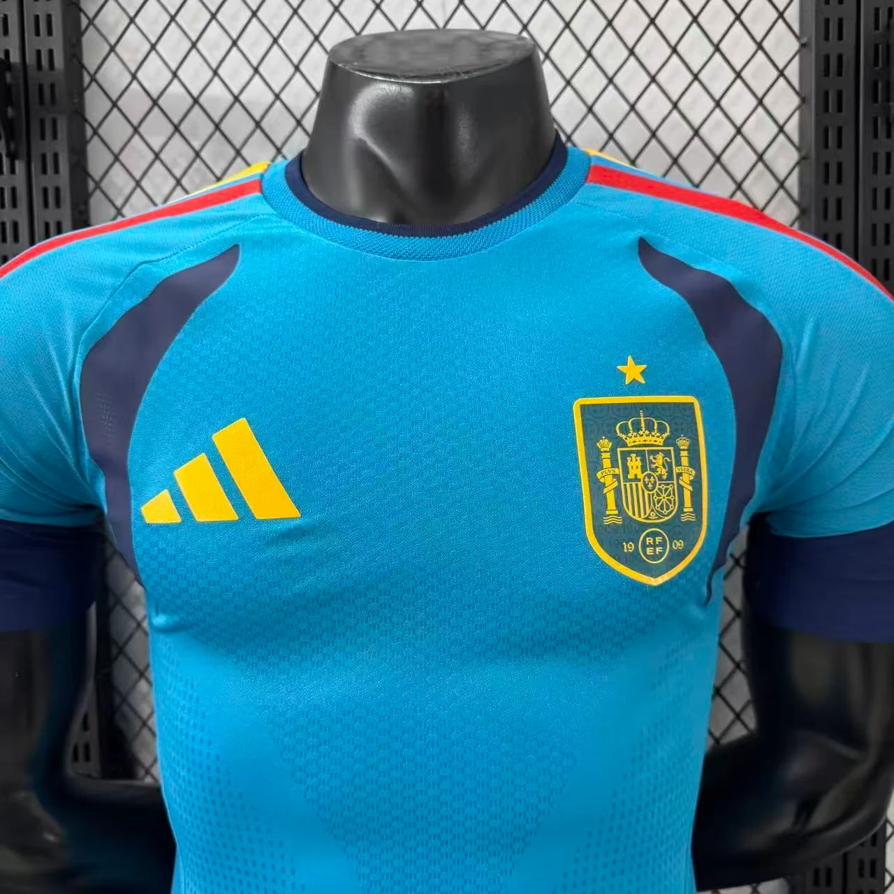 2026 Spain Training Jersey – Player Version view 3