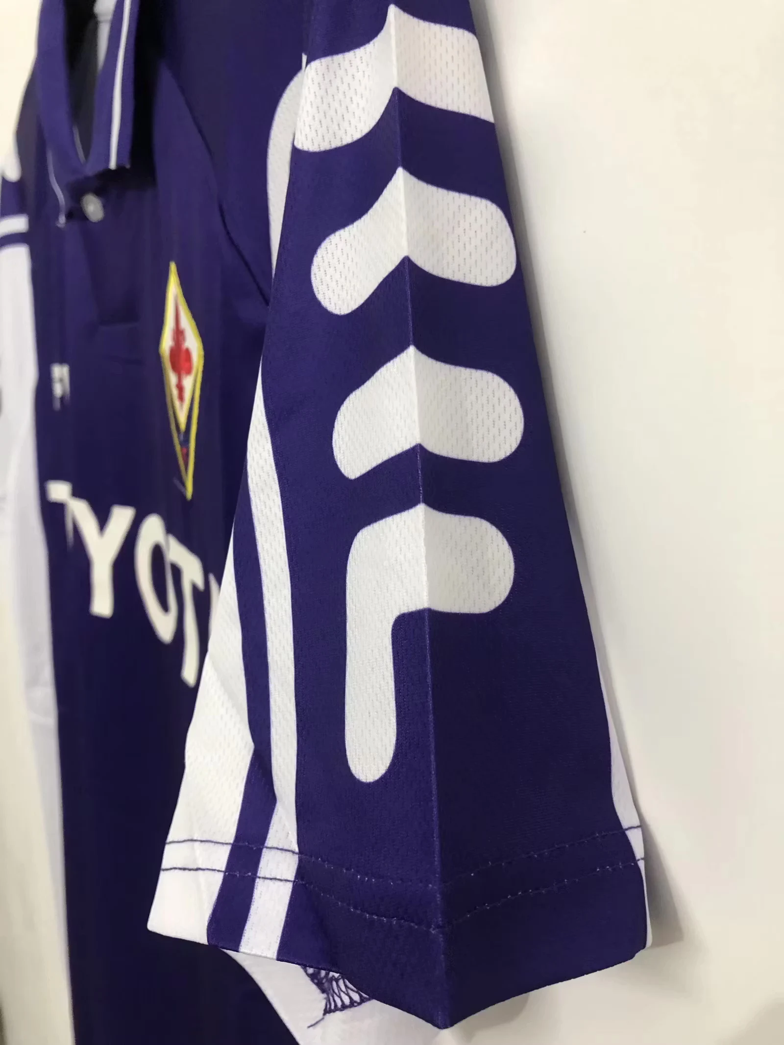 1999-00 Fiorentina Home Retro Jersey view 4