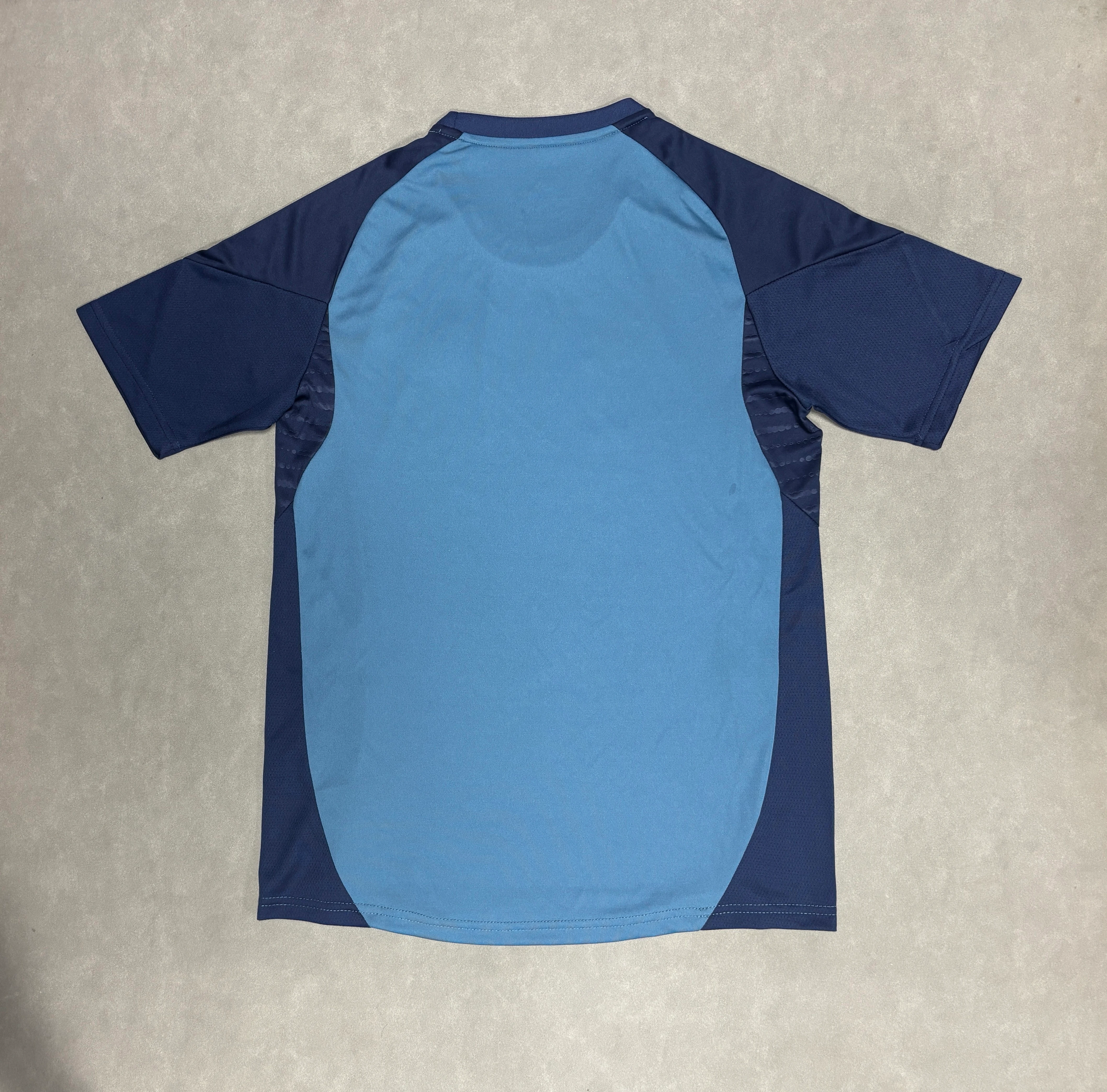 2025-26 Arsenal Training Jersey – Fan Version view 2