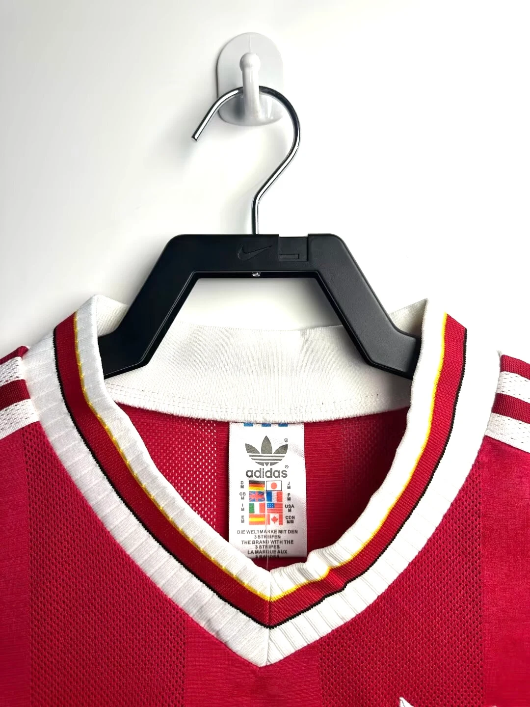 1995-96 Liverpool Home Long Sleeve Retro Shirt view 9