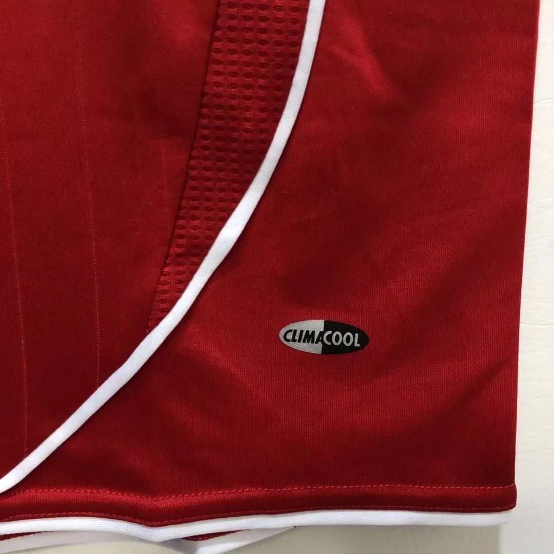 2006-08 Liverpool Home Retro Jersey view 6