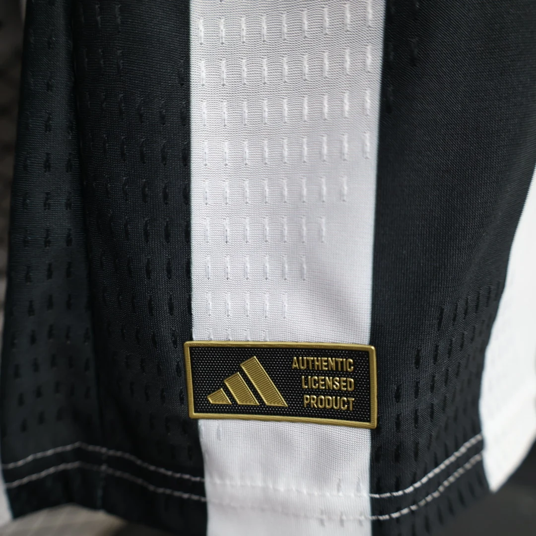 2026-27 Juventus Home Long-Sleeve Jersey - Player Version view 6