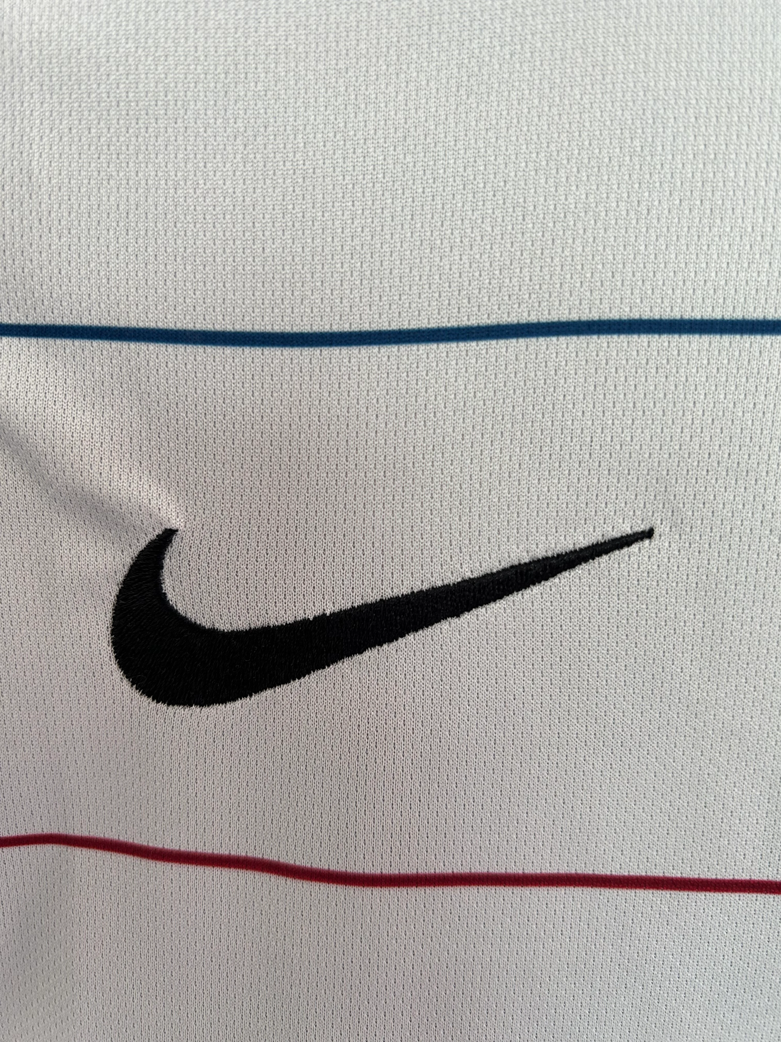 2003-04 Barcelona Away Retro Jersey view 5