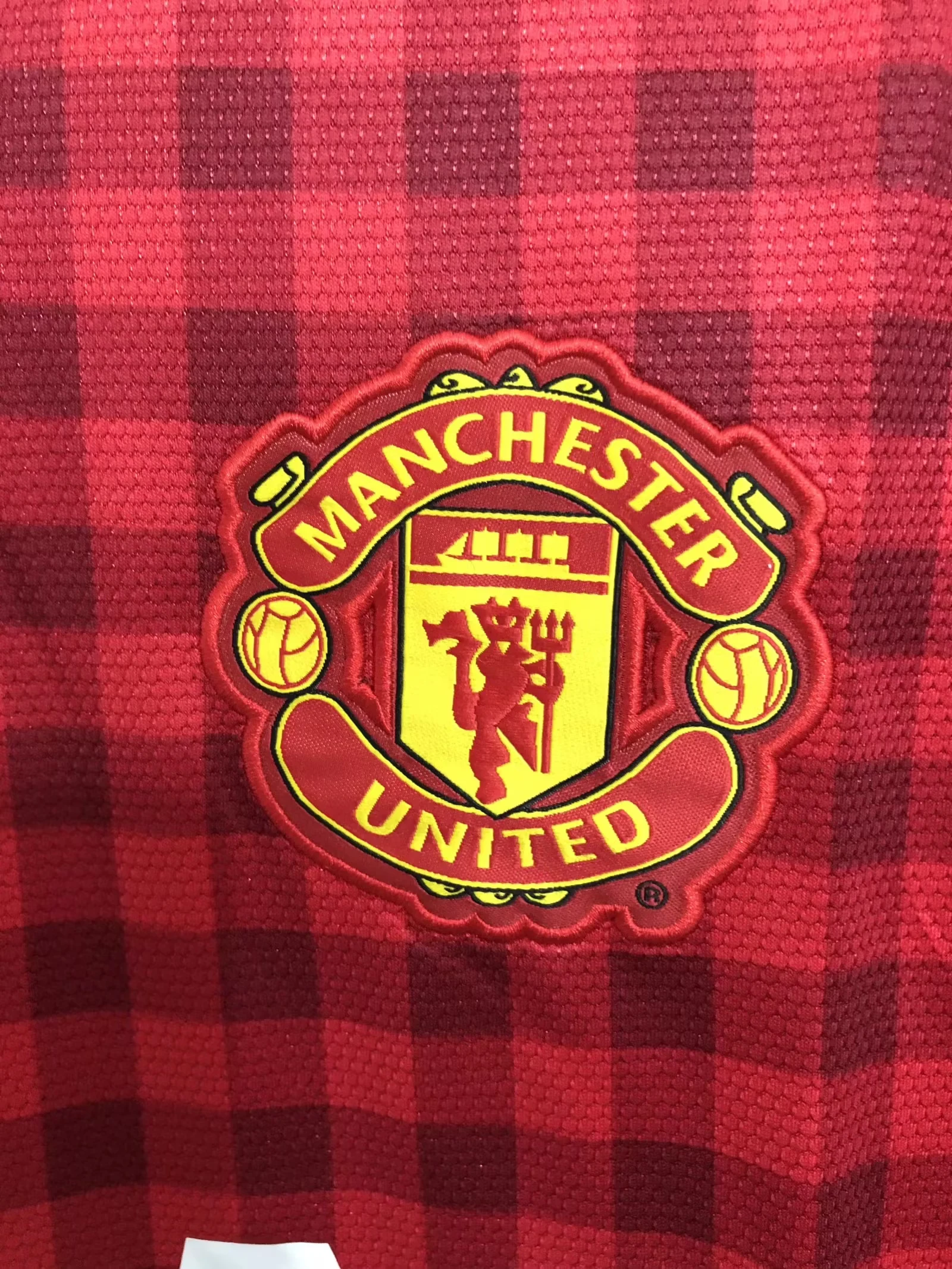 2012-13 Manchester United Home Retro Shirt view 7