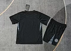 2025-26 Chelsea Goalkeeper Shirt - Kids view 2