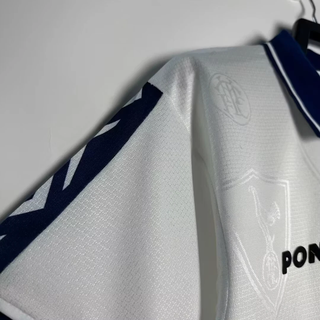1995-97 Tottenham Hotspur Home Retro Jersey view 5